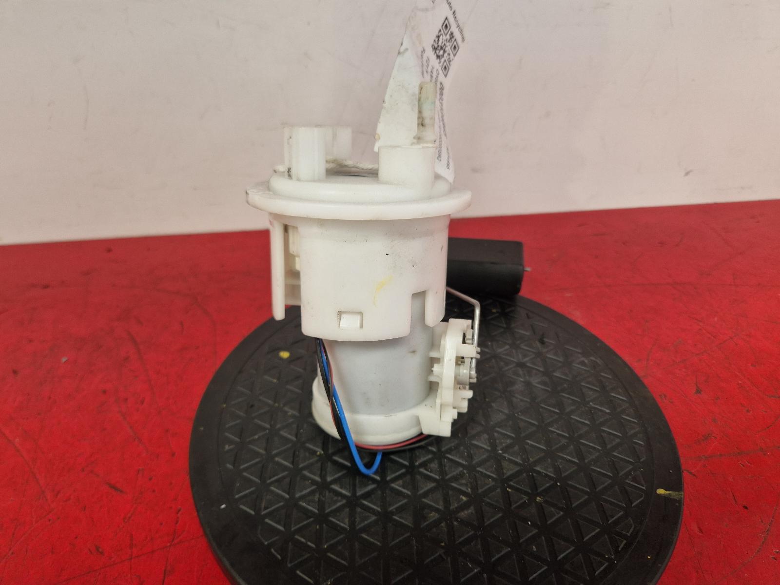 View Auto part Fuel Pump Yamaha Fzs 1000 Fazer 2008