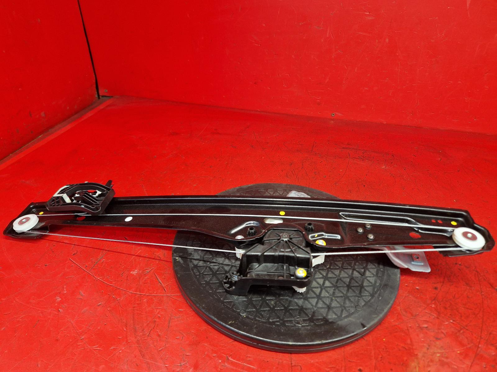 View Auto part RF Window Regulator Land Rover Range Rover Sport 2024