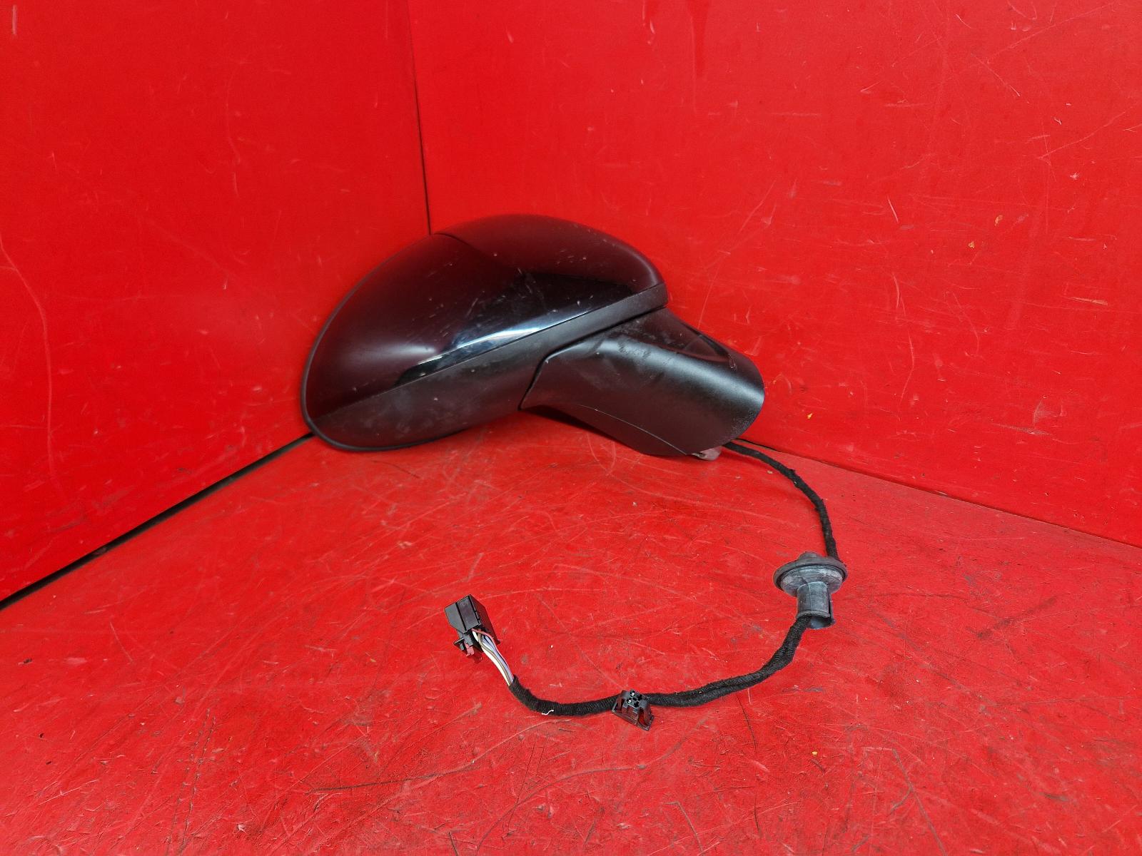 View Auto part R Door Mirror Porsche Cayenne 2010