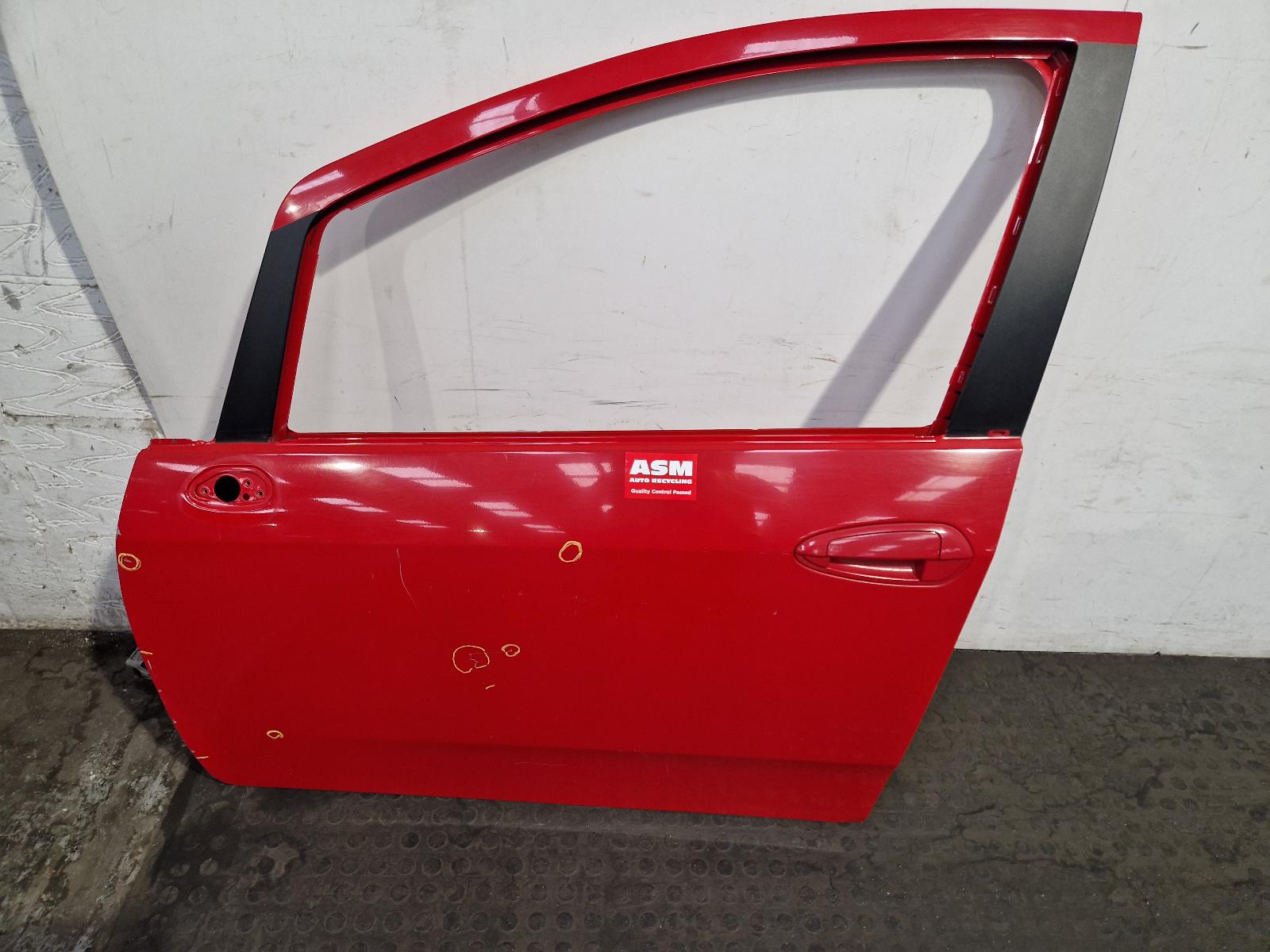 View Auto part L Front Door Fiat Punto Evo 2011