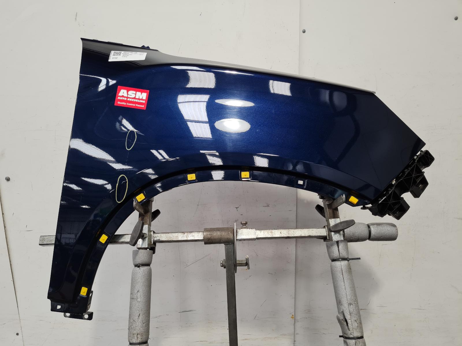 View Auto part R Wing Ssangyong Rexton 2018