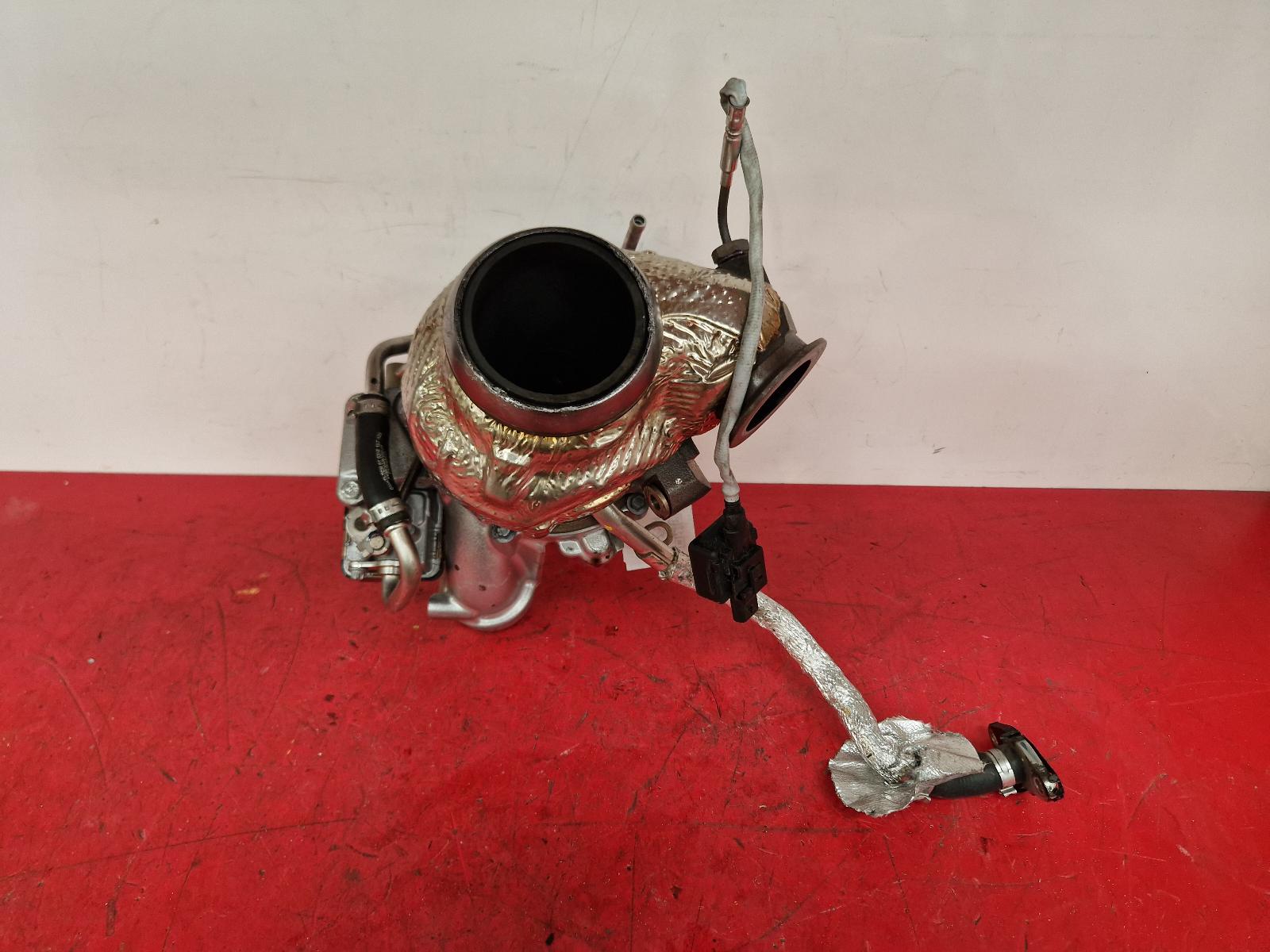 View Auto part Turbocharger Mercedes E Class 2021