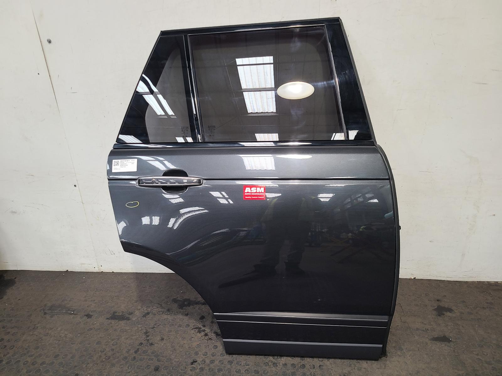 View Auto part R Rear Door Land Rover Range Rover 2018