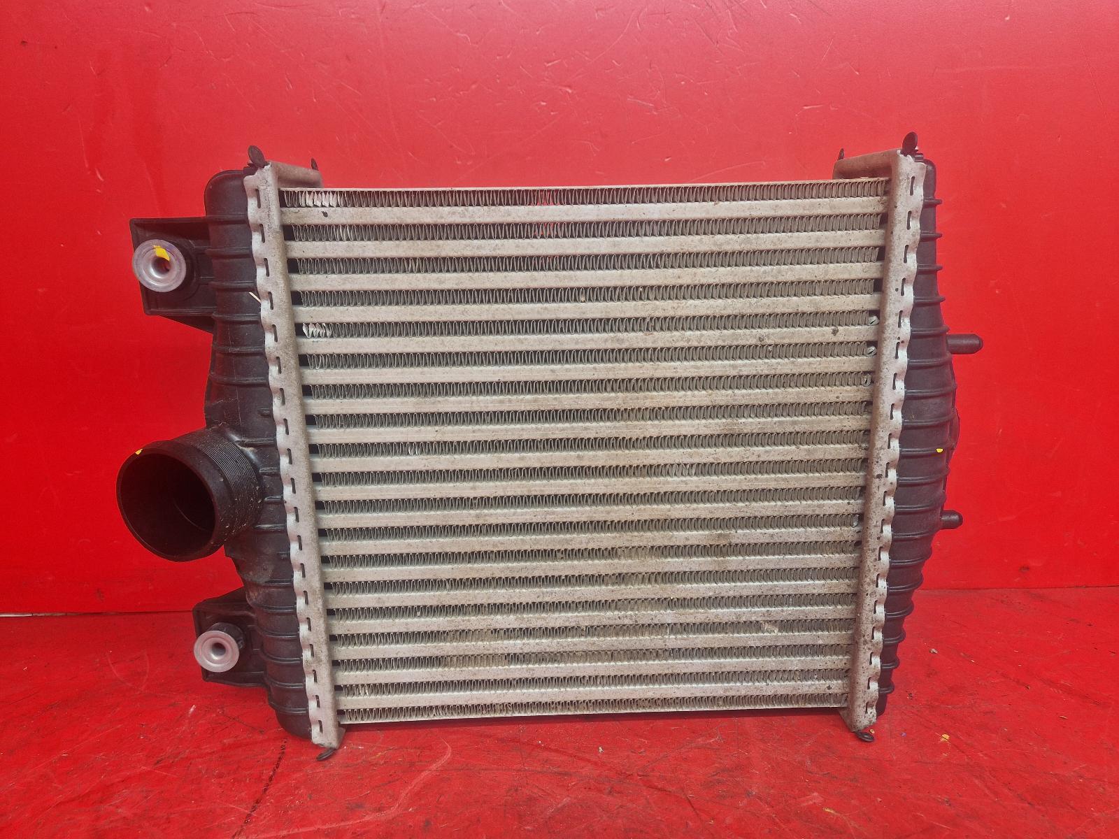 View Auto part Intercooler Land Rover Range Rover 2018