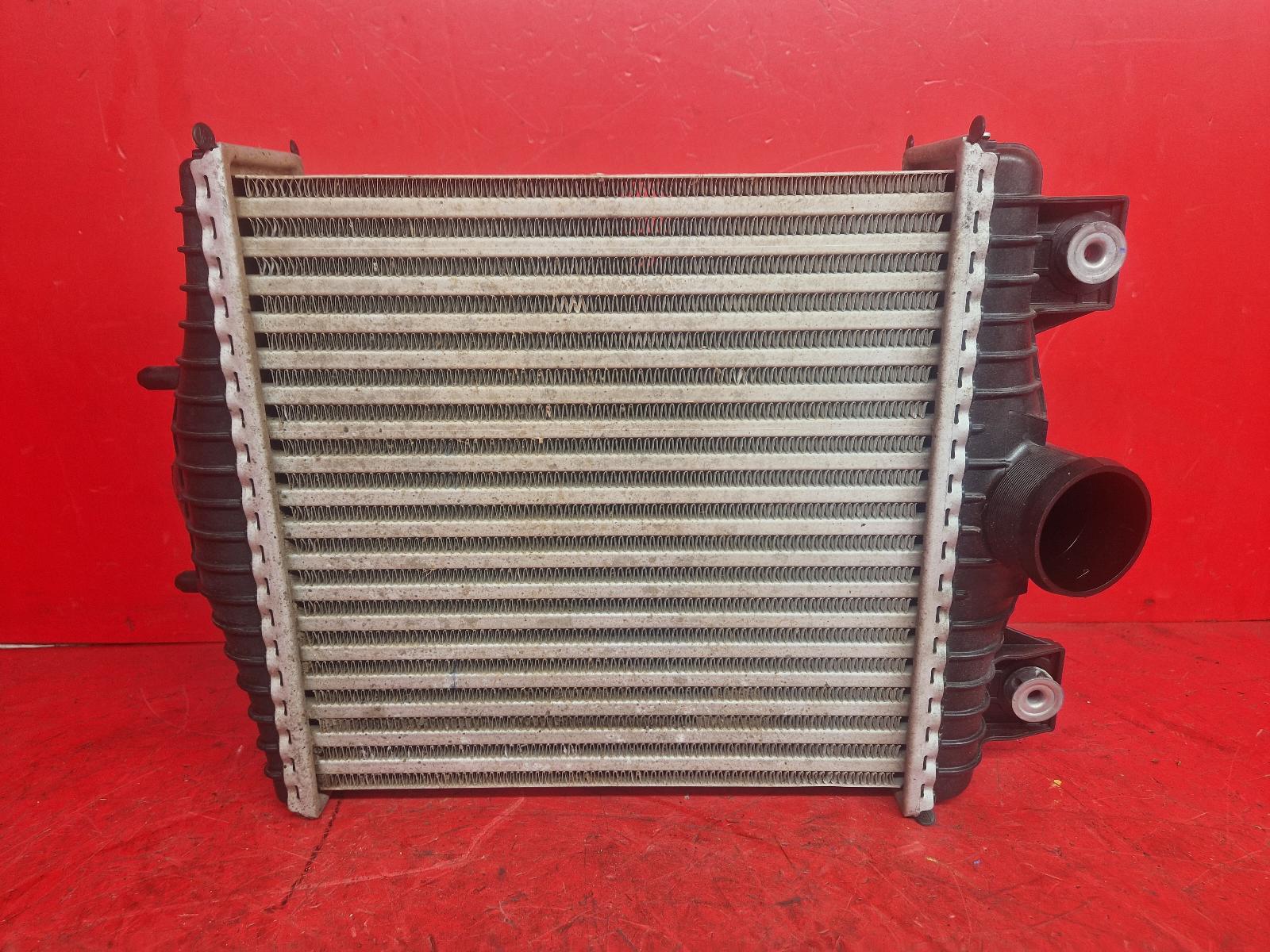 View Auto part Intercooler Land Rover Range Rover 2018