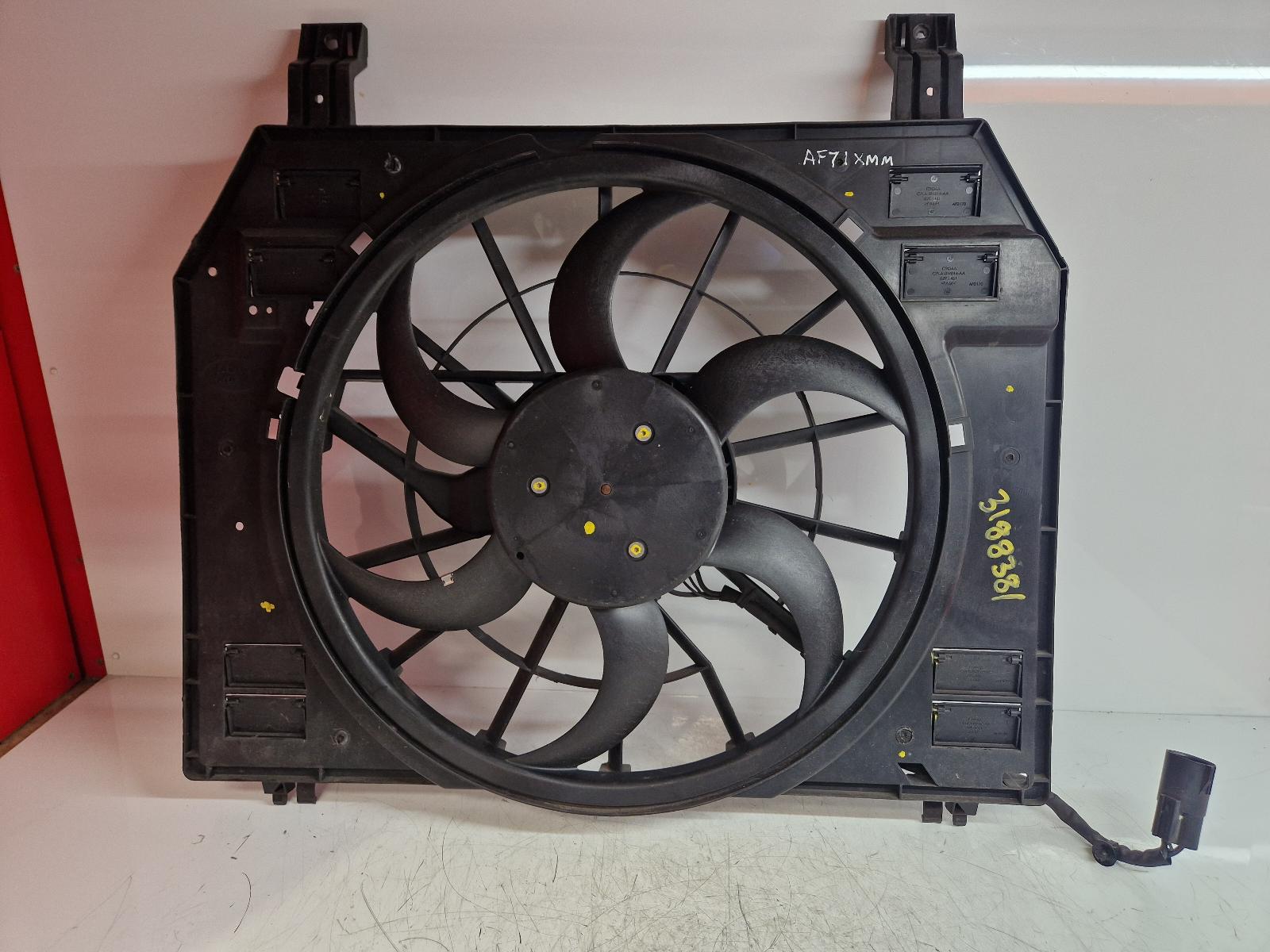View Auto part Engine Cooling Motor Land Rover Range Rover Sport 2021