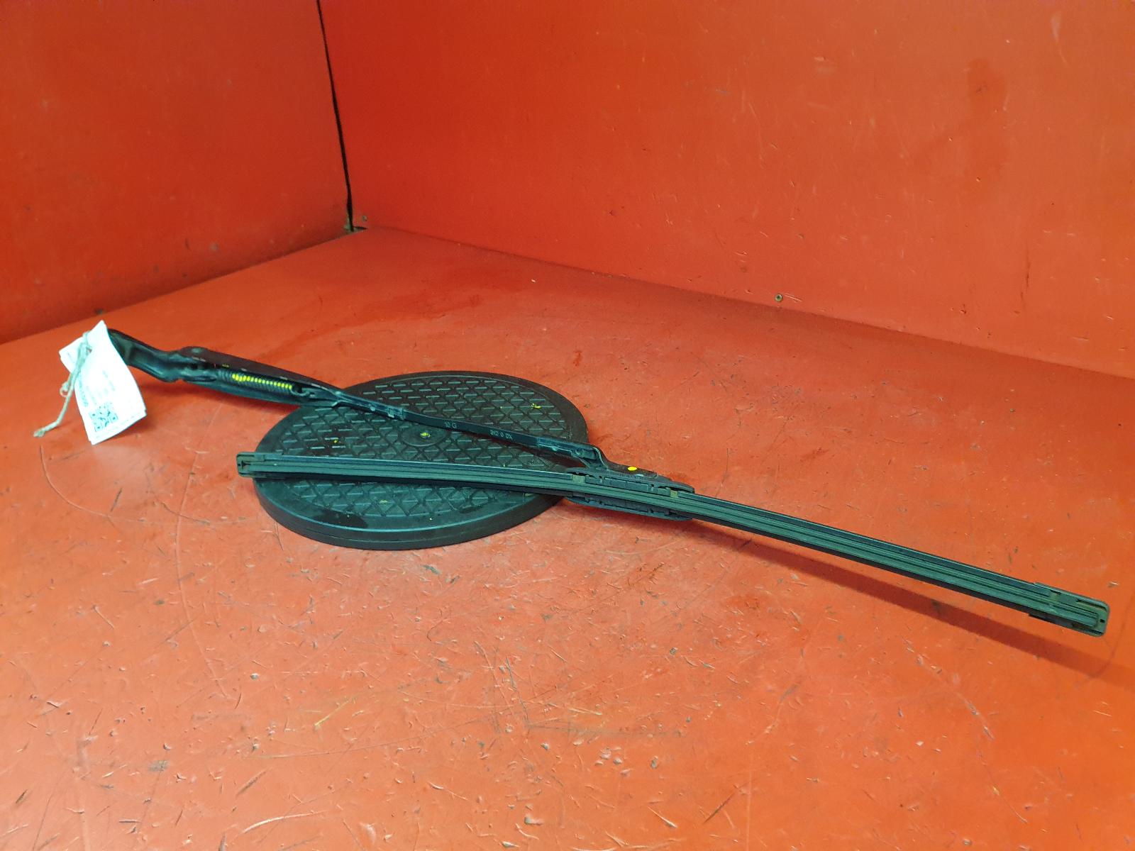 View Auto part Wiper Arm Fiat 500 2010