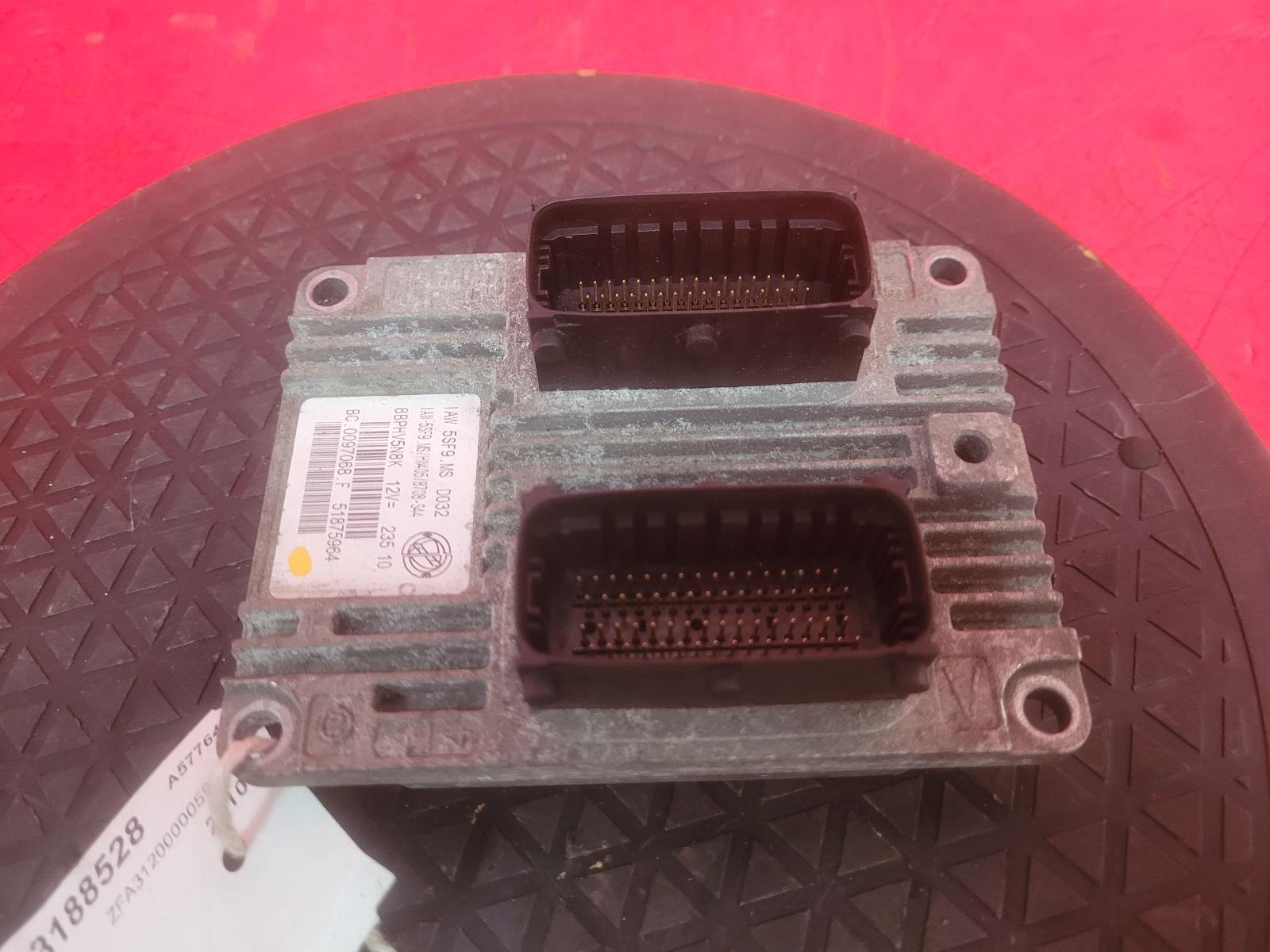 View Auto part ECU Fiat 500 2010