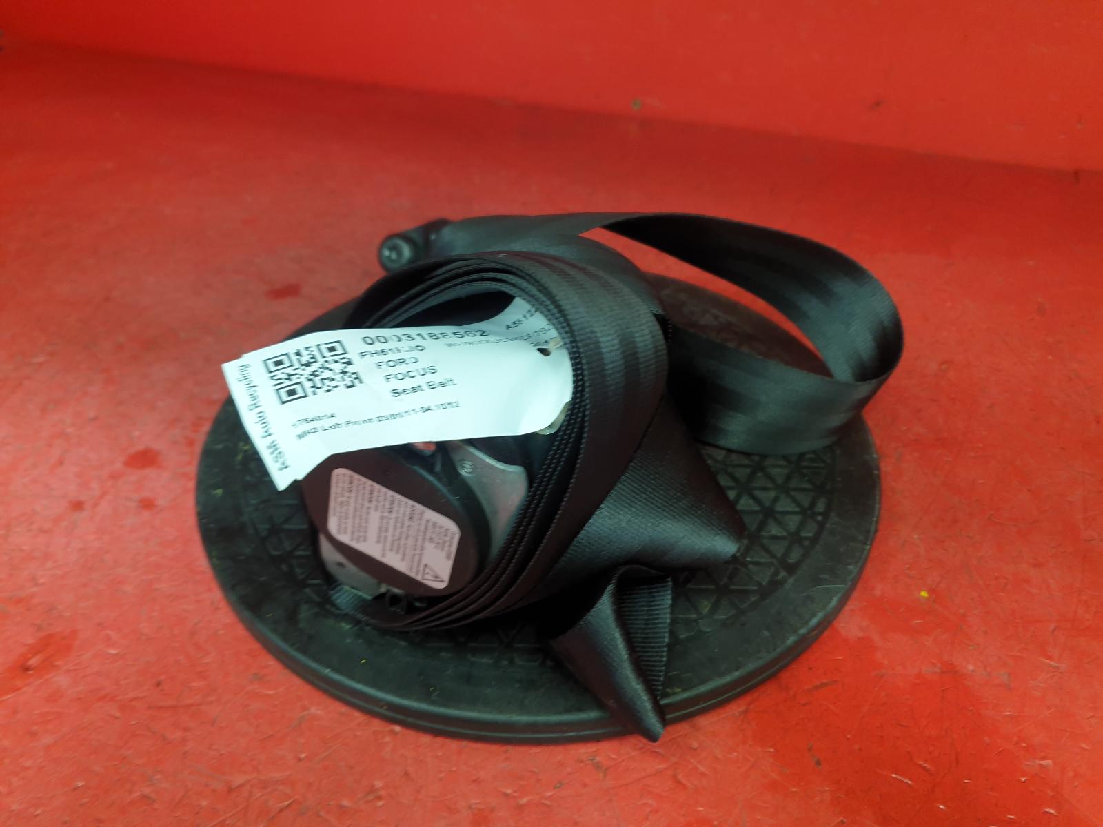 View Auto part Seat Belt Ford Focus 2012