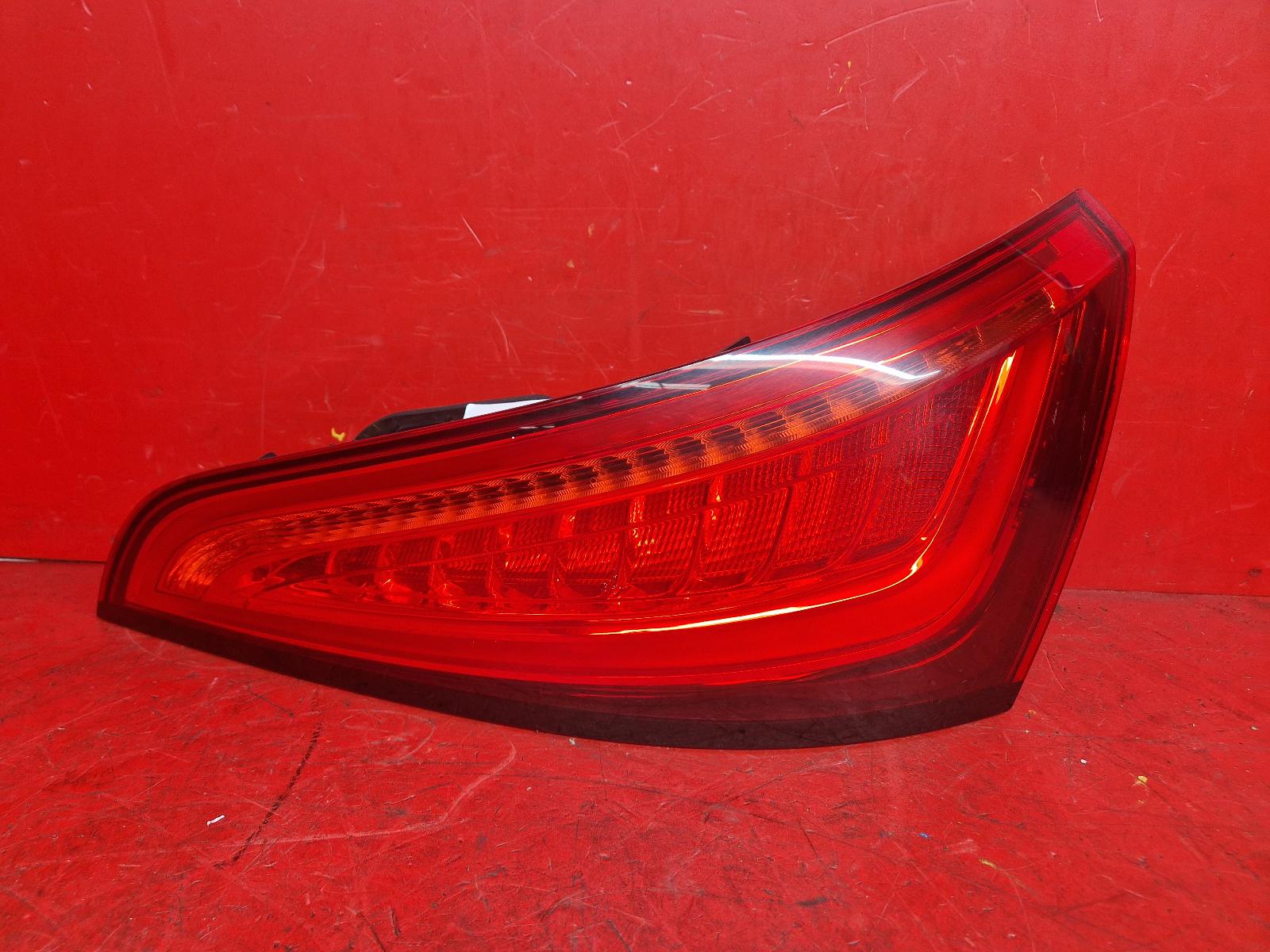View Auto part R Taillight Audi Q5 2016