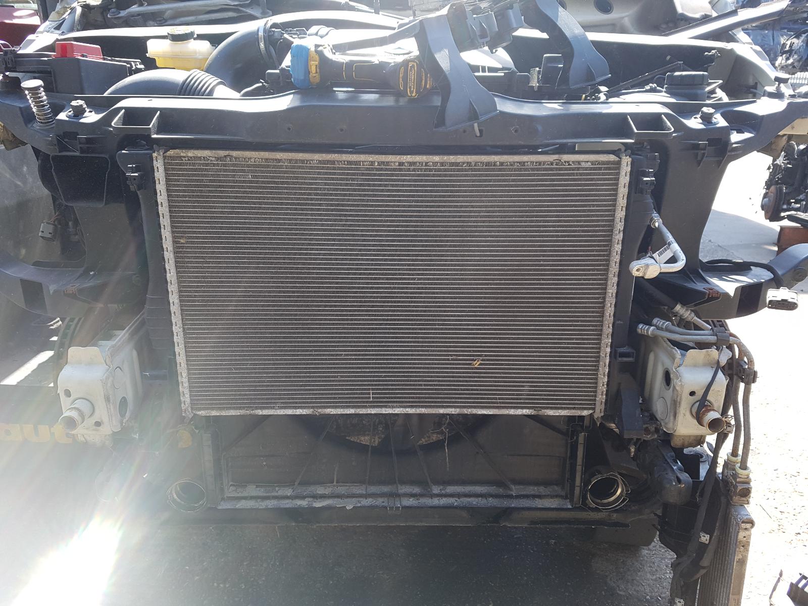 View Auto part Radiator Mercedes V Class 2019