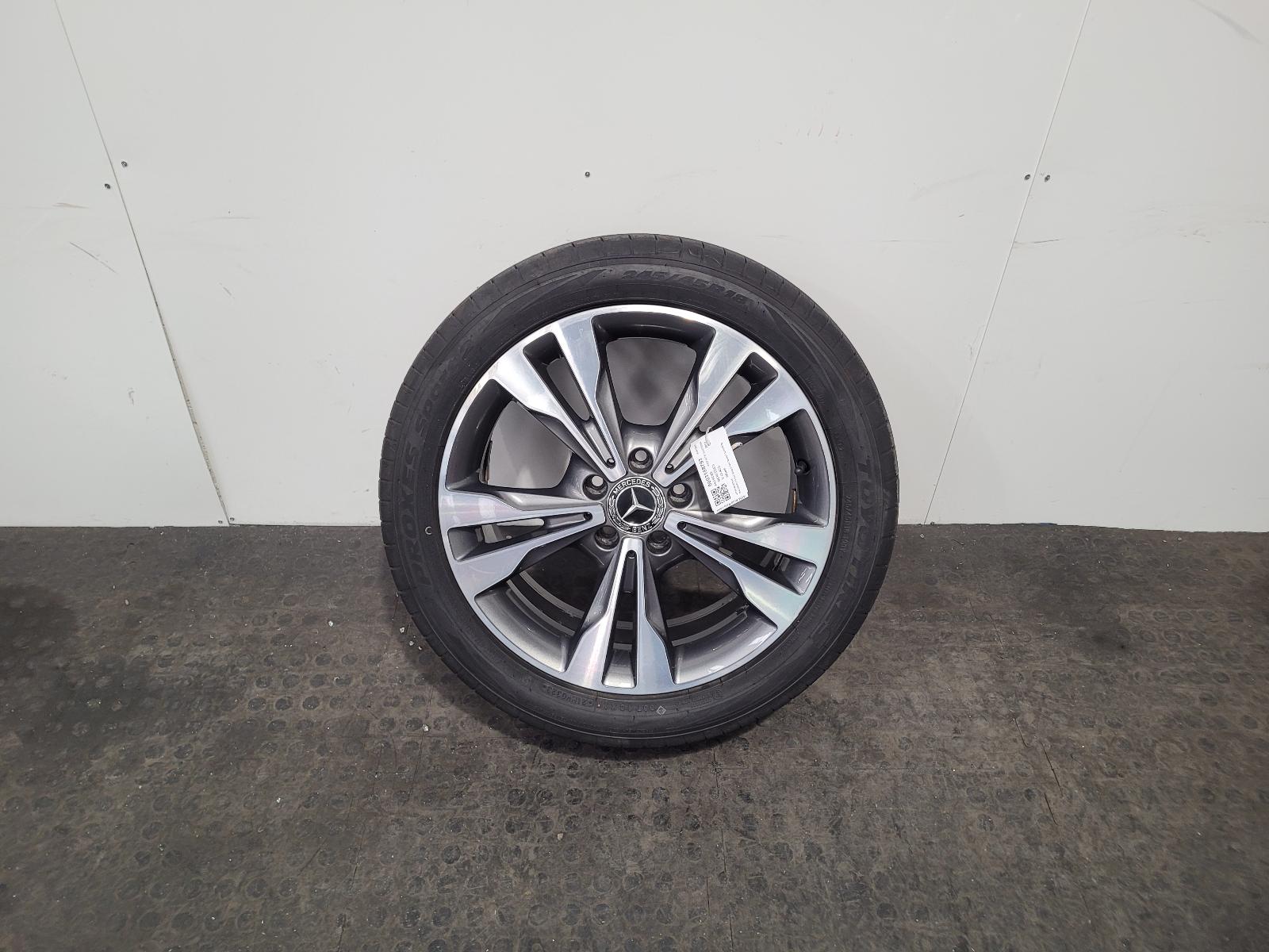 View Auto part Wheel Mercedes V Class 2019
