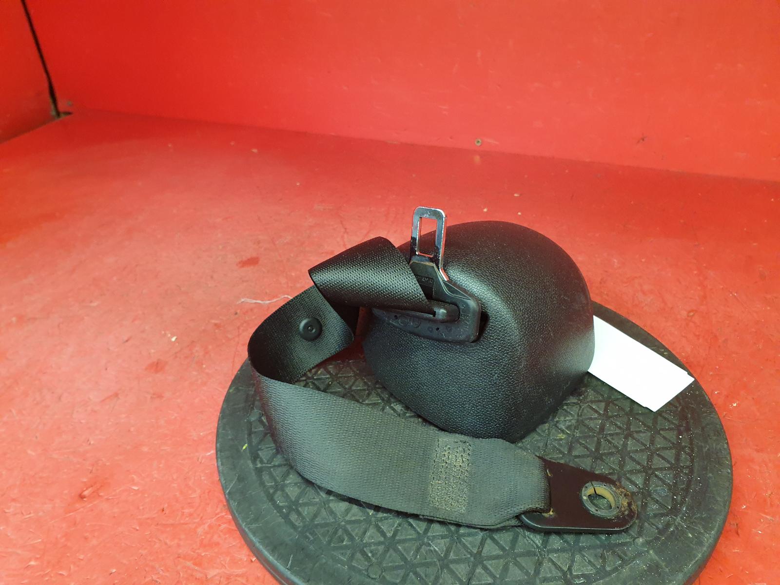 View Auto part Seat Belt Mini (bmw) Countryman 2011