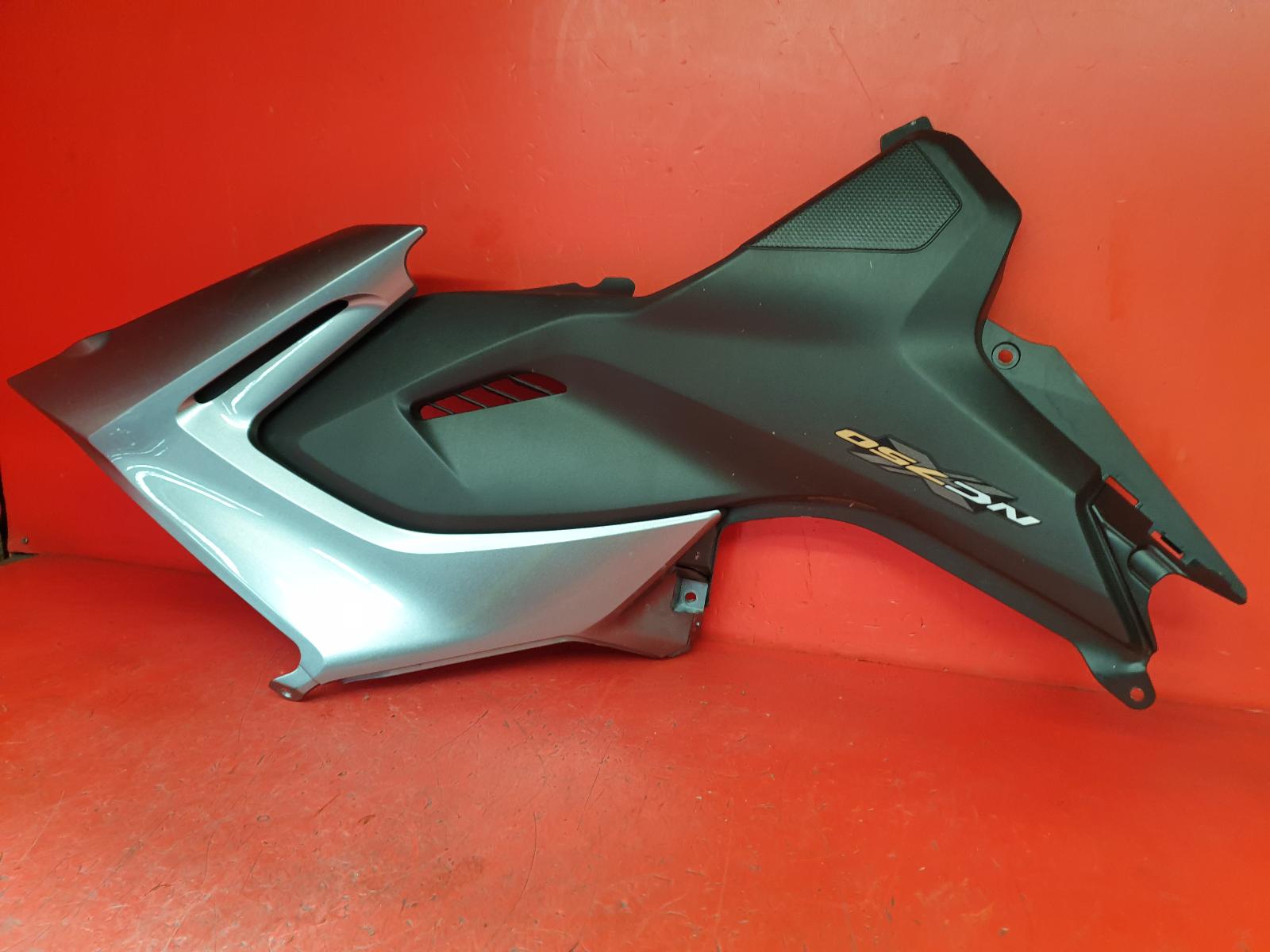 View Auto part Side Panel Right Honda Nc 750 2014