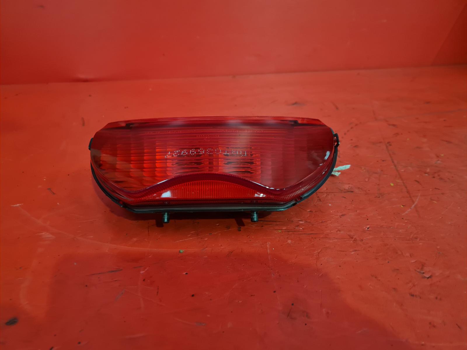 View Auto part Taillight Honda Cbr 600 F 2000