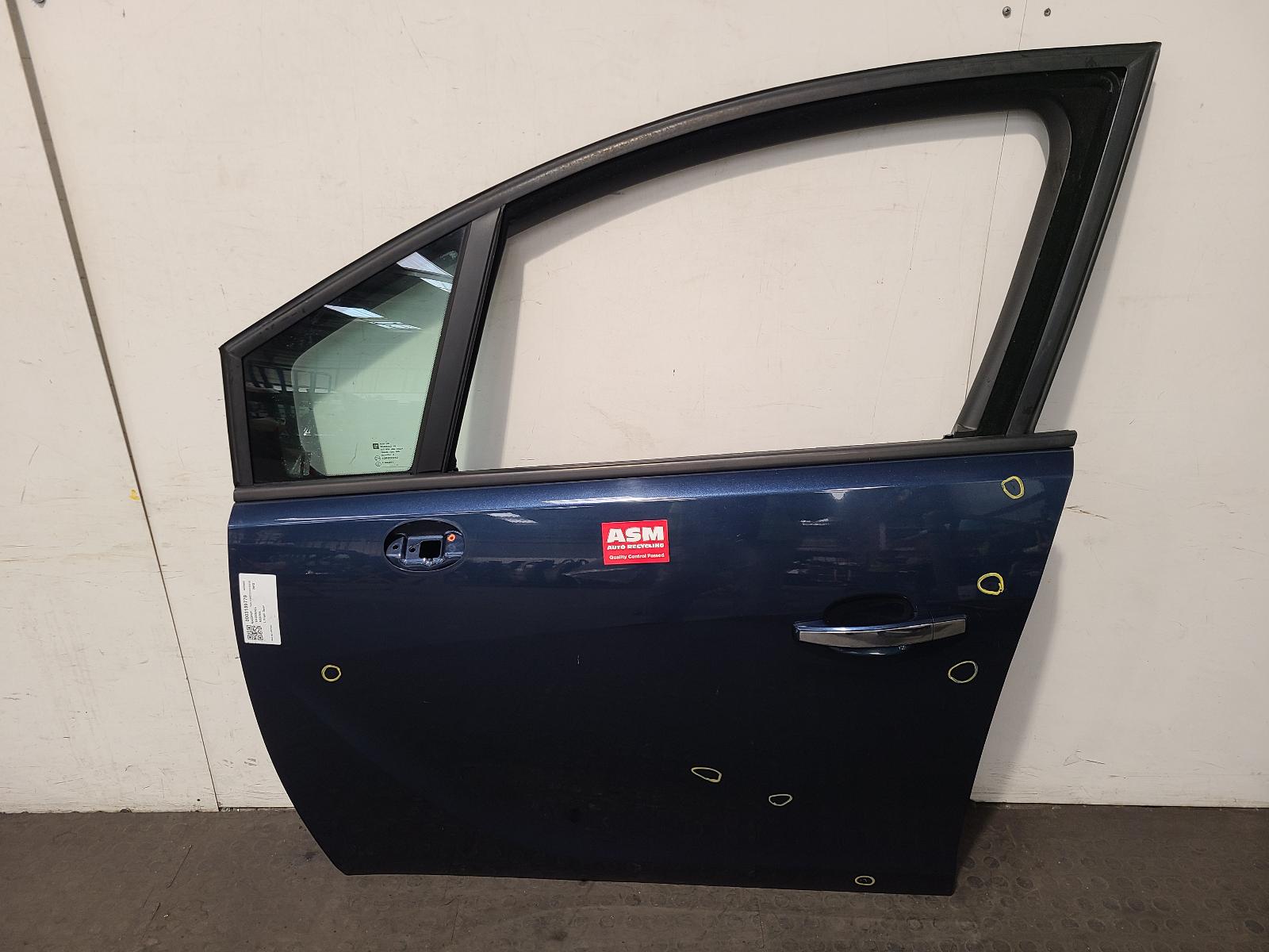 View Auto part L Front Door Vauxhall Meriva 2012