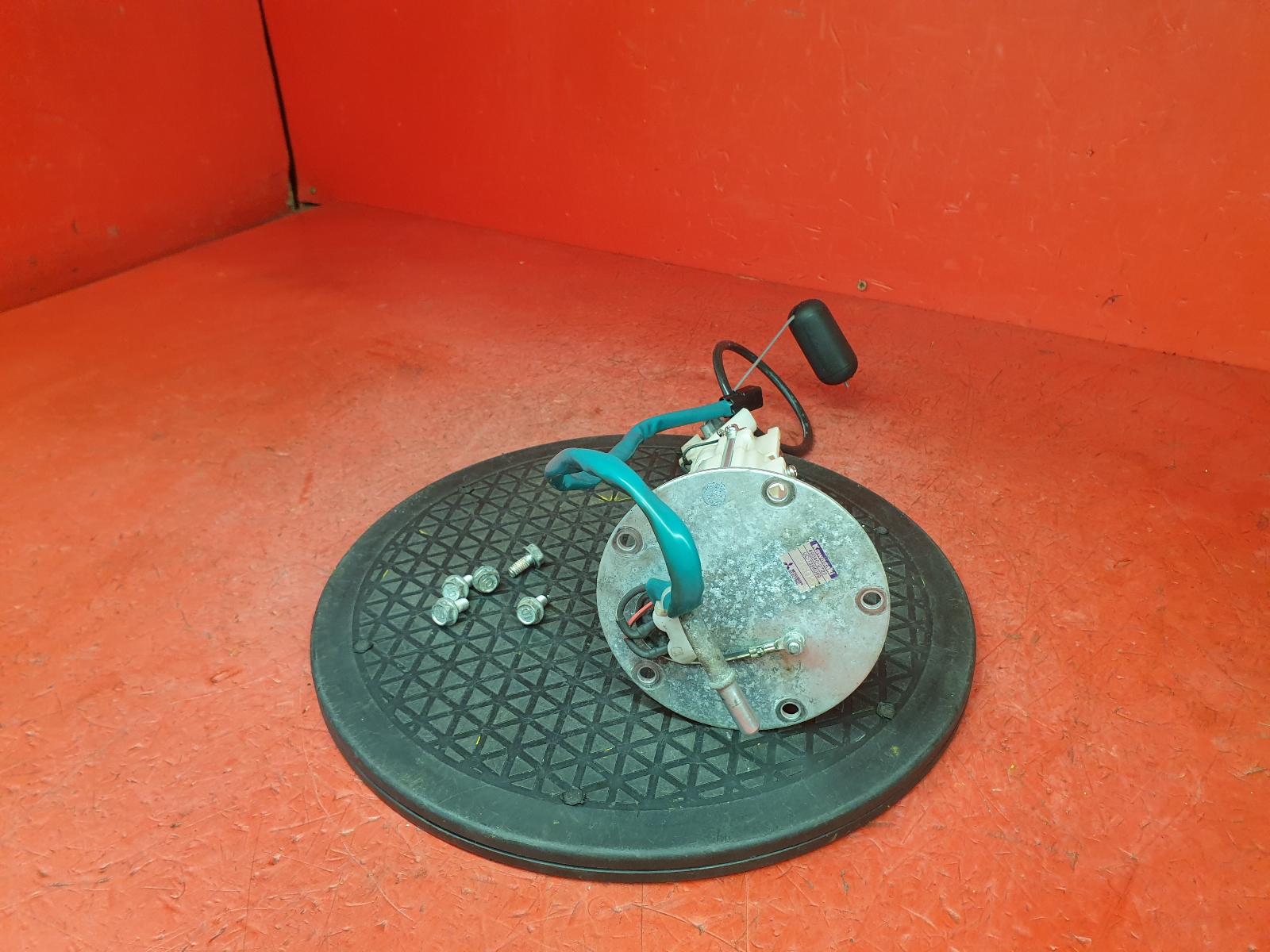 View Auto part Fuel Pump Kawasaki Zx 1000 2011