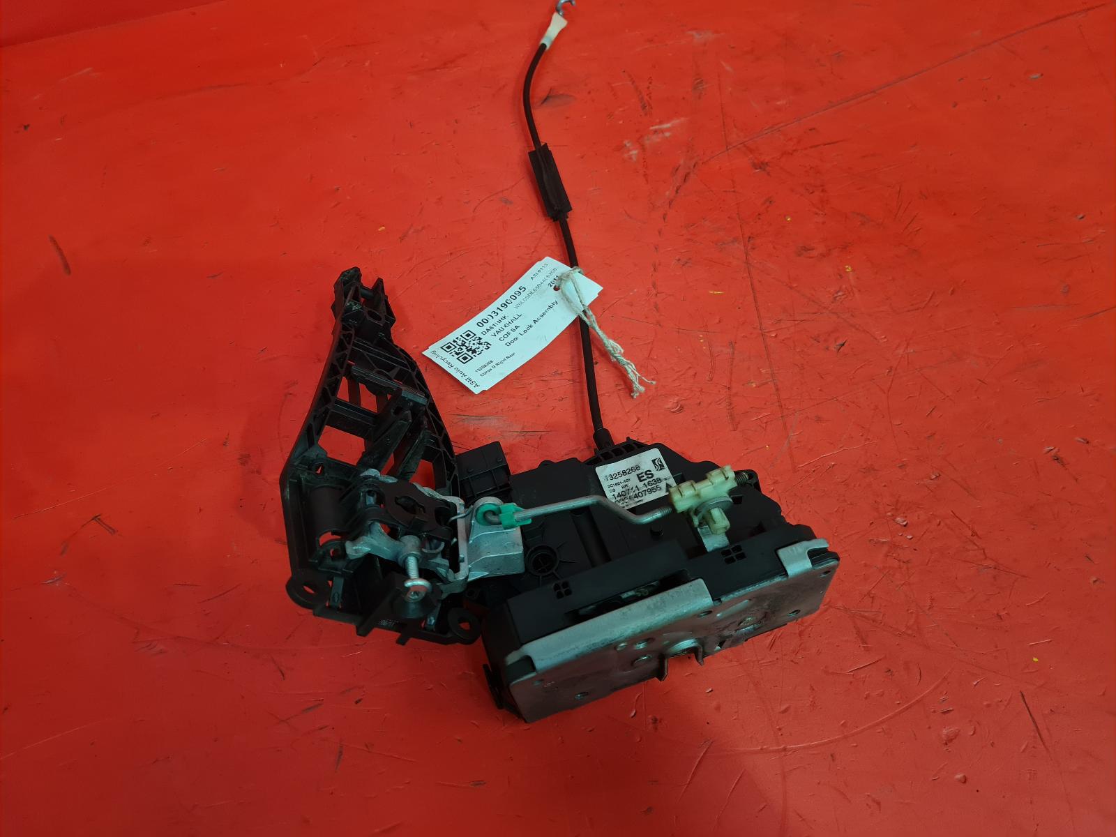 View Auto part Door Lock Assembly Vauxhall Corsa 2011