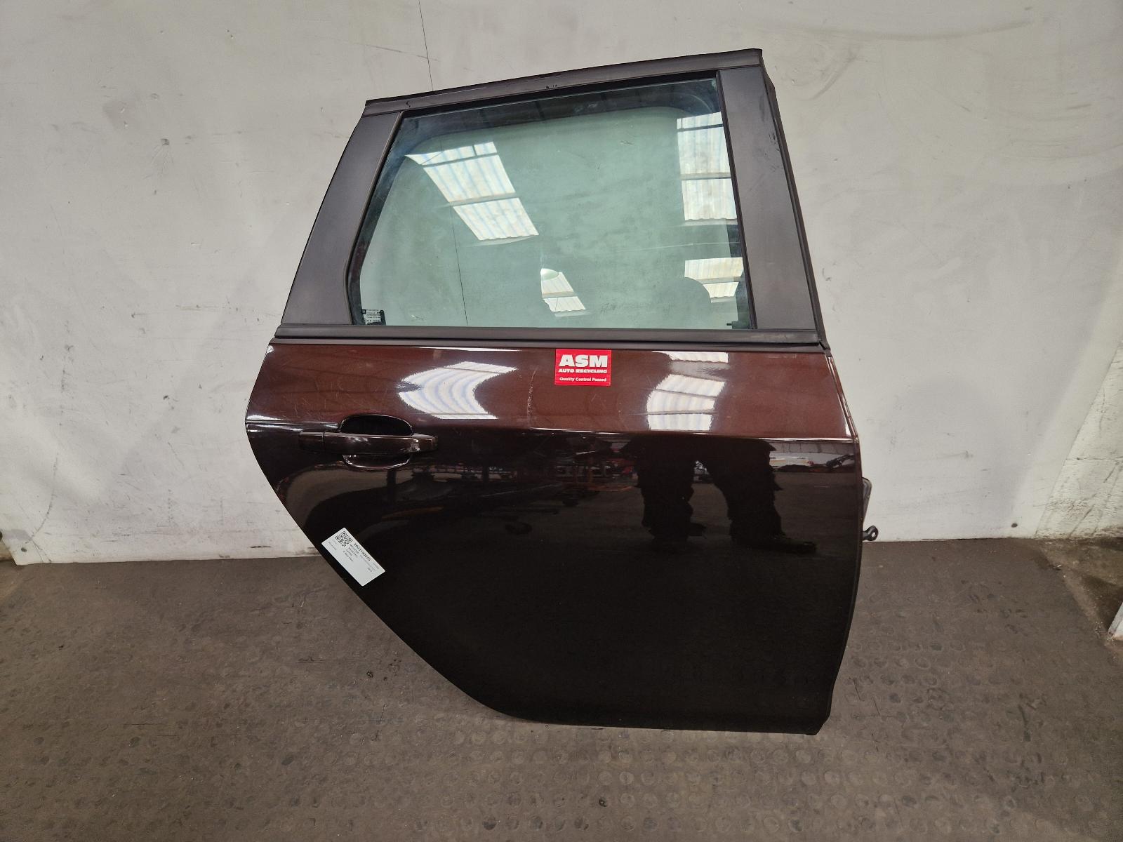 View Auto part R Rear Door Vauxhall Astra 2013