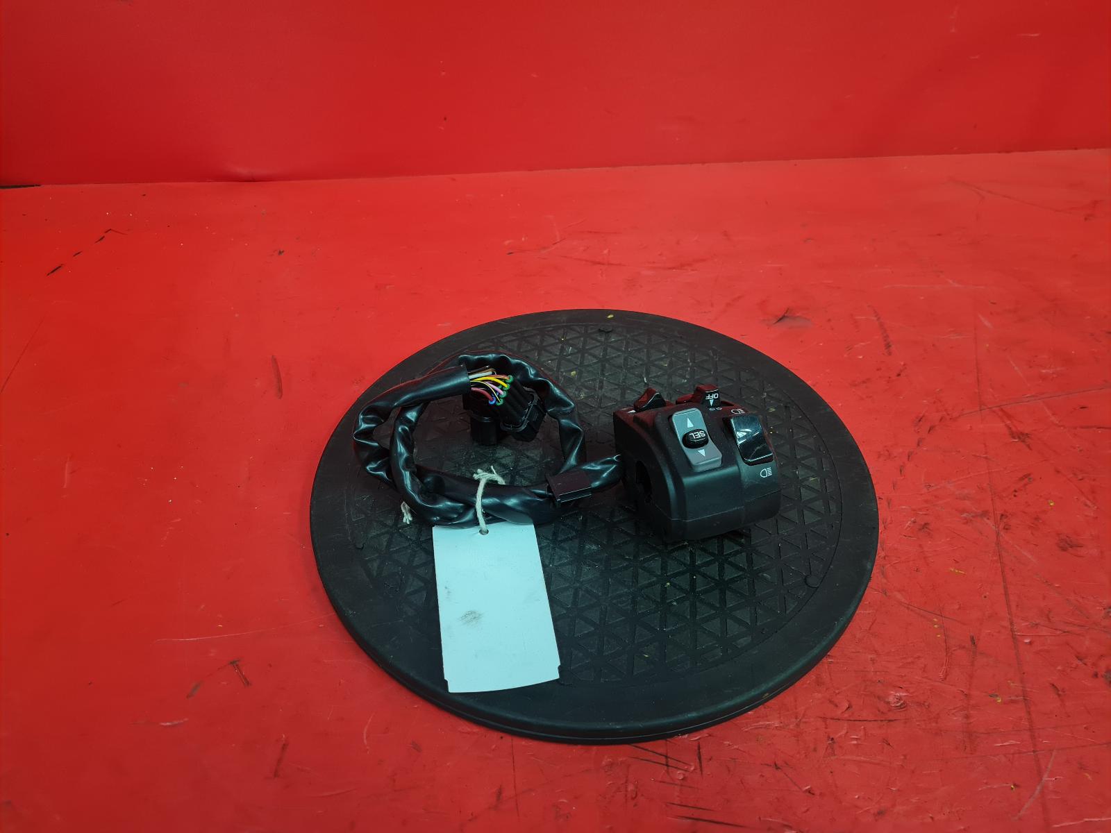 View Auto part LH Switch Gear Kawasaki Er 650 Ssfan 2024