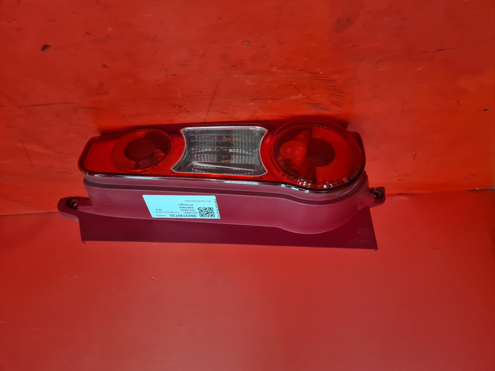 View Auto part R Taillight Peugeot Partner 2012