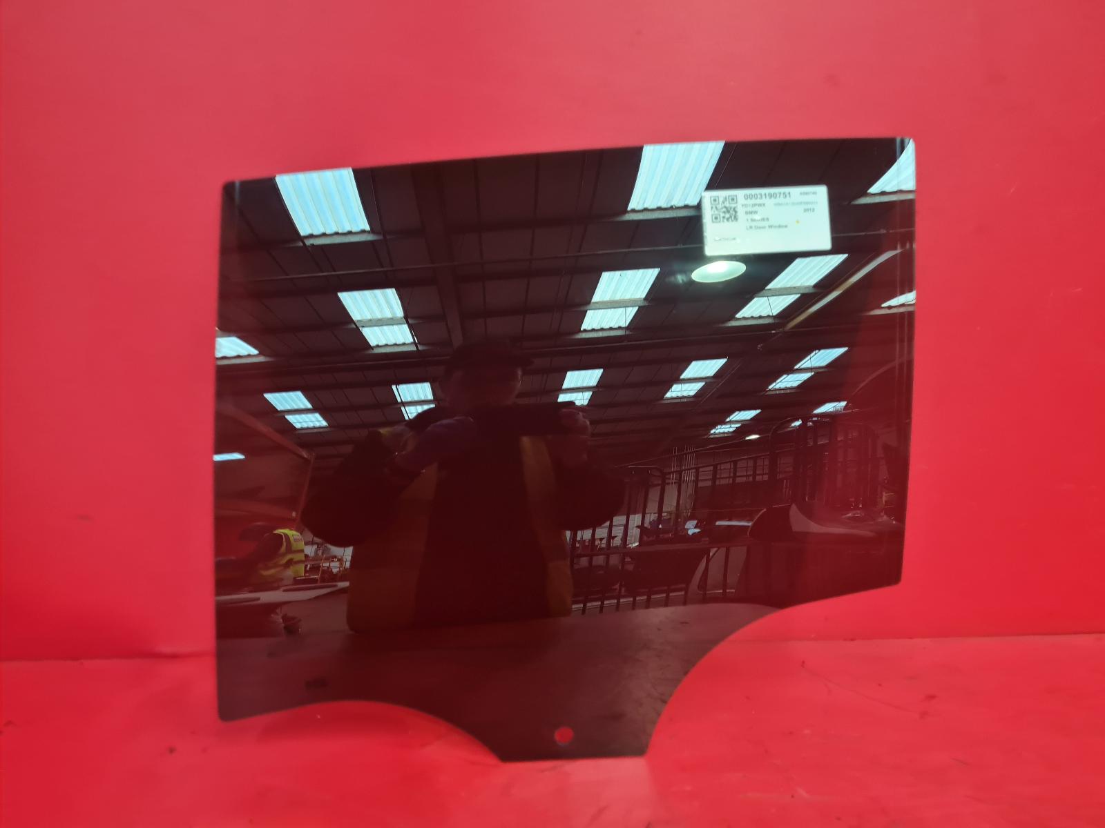 View Auto part LR Door Window Bmw 1 Series 2012