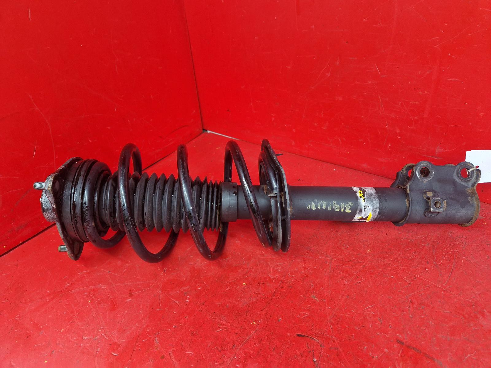 View Auto part RF Strut Kia Sportage 2012