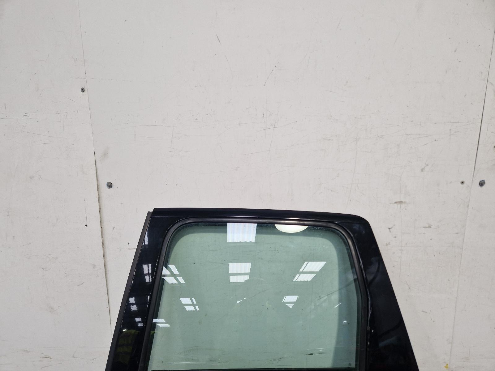 View Auto part L Rear Door Citroen C3 Picasso 2013