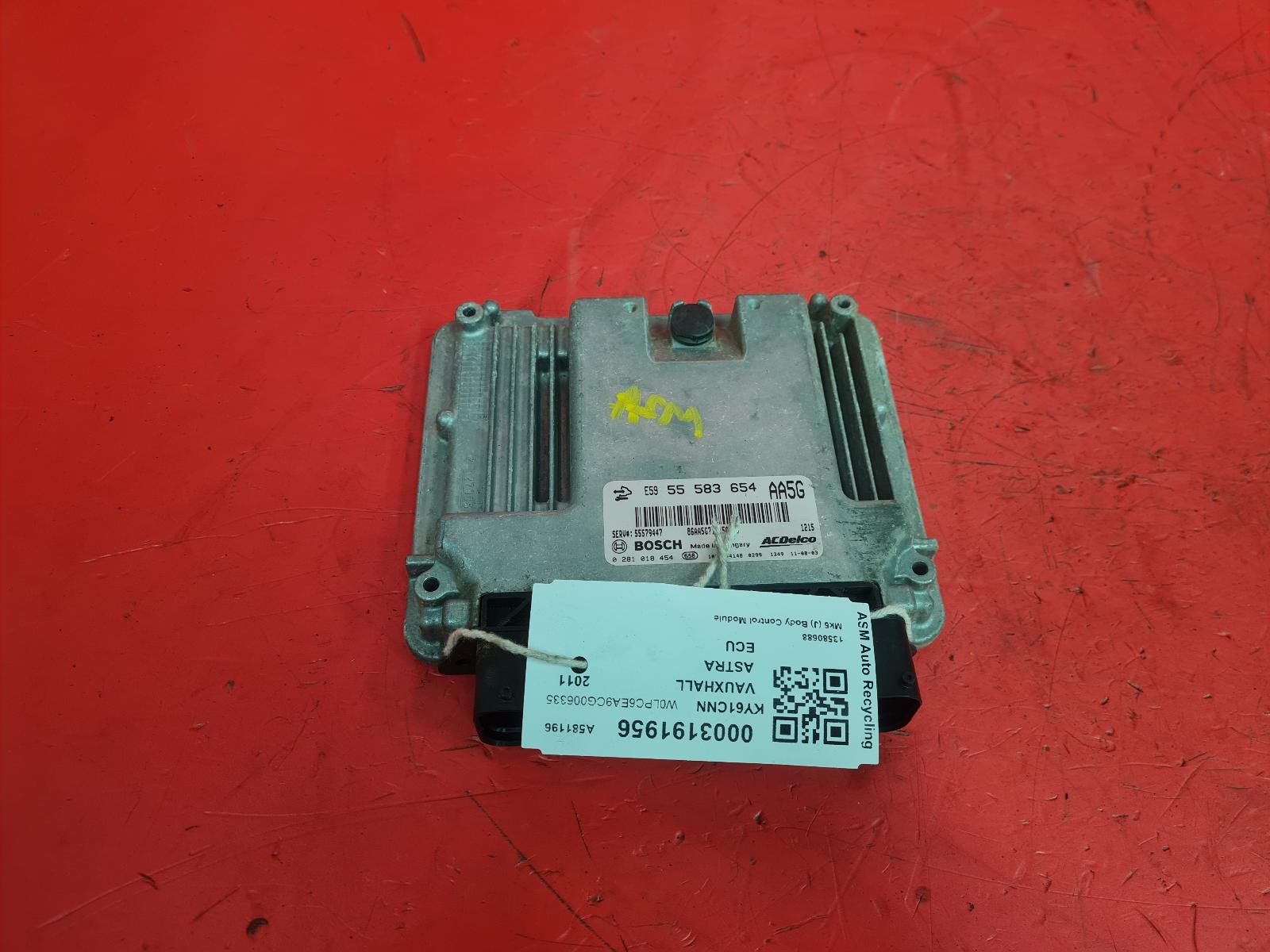 View Auto part ECU Vauxhall Astra 2011