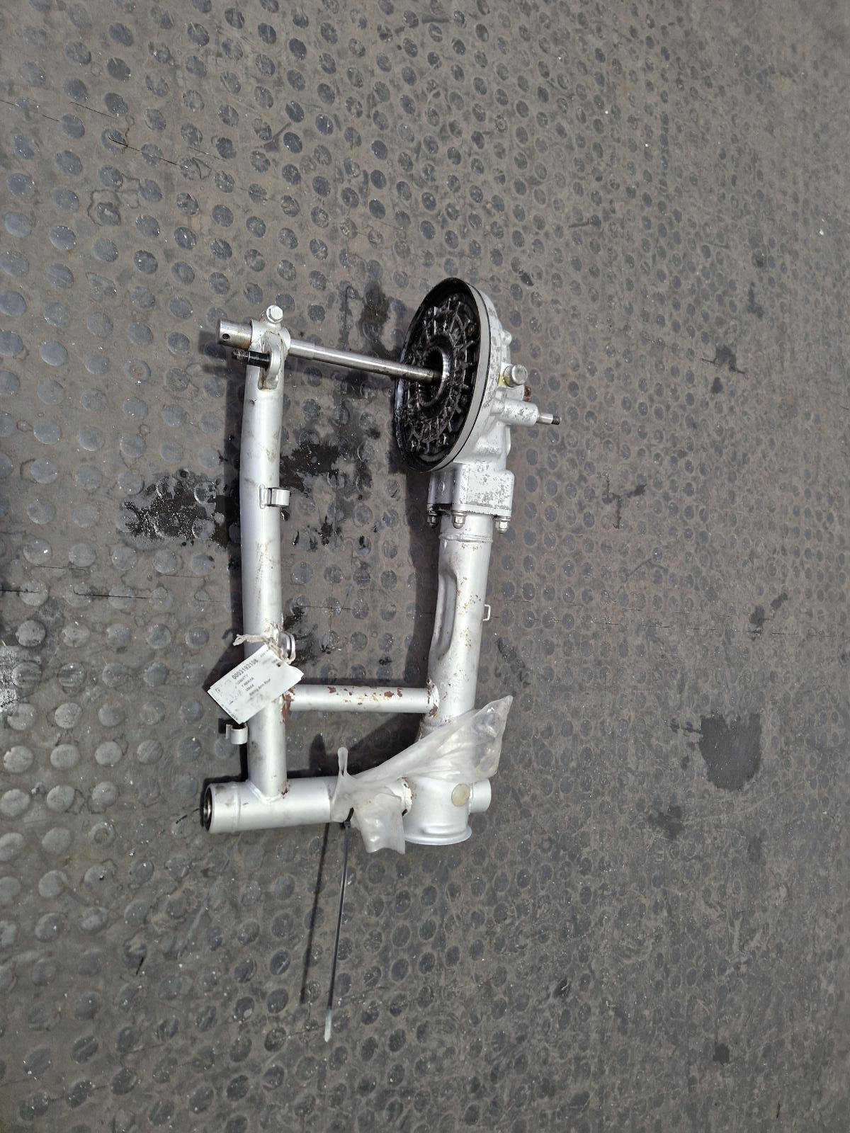 View Auto part Swing Arm Yamaha Vmax 1996