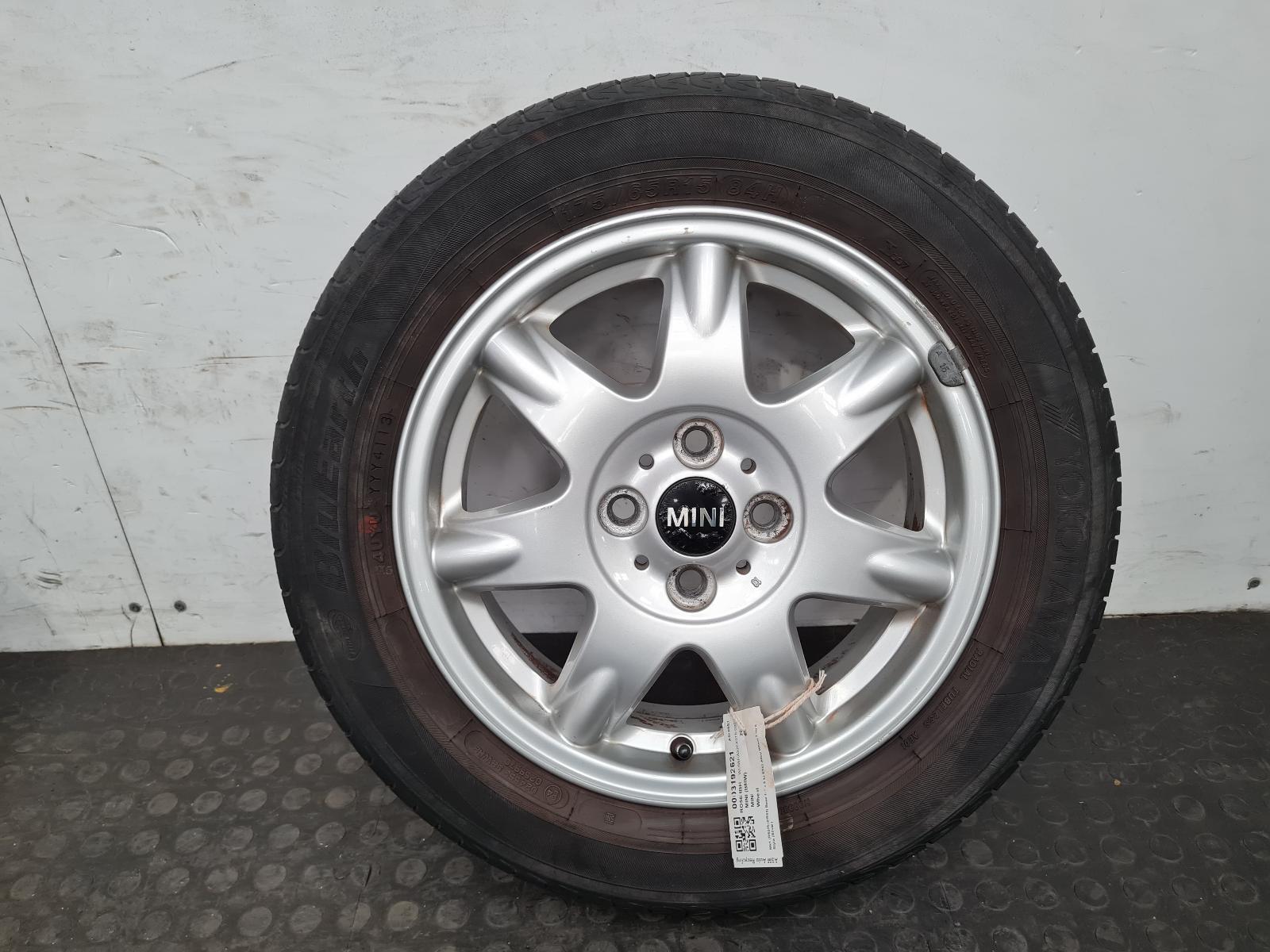 View Auto part Wheel Mini (bmw) Mini 2006