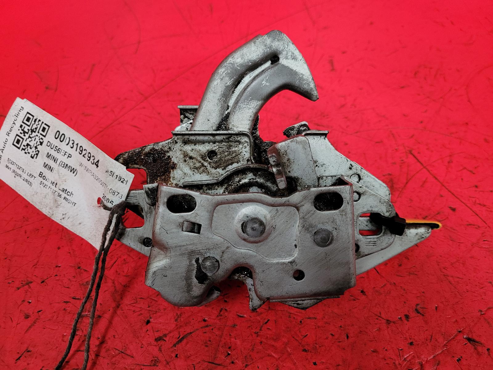 View Auto part Bonnet Latch Mini (bmw) Mini 2006