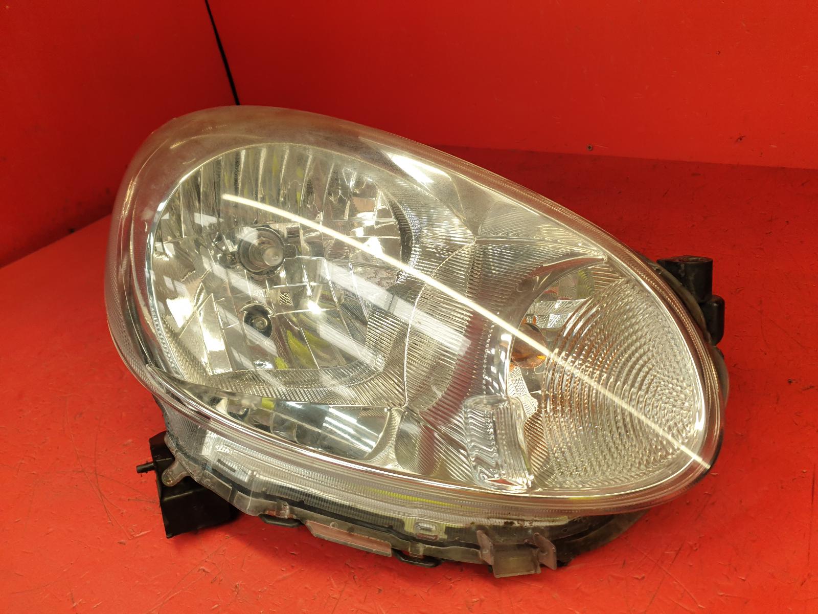 View Auto part R Headlamp Nissan Micra 2012