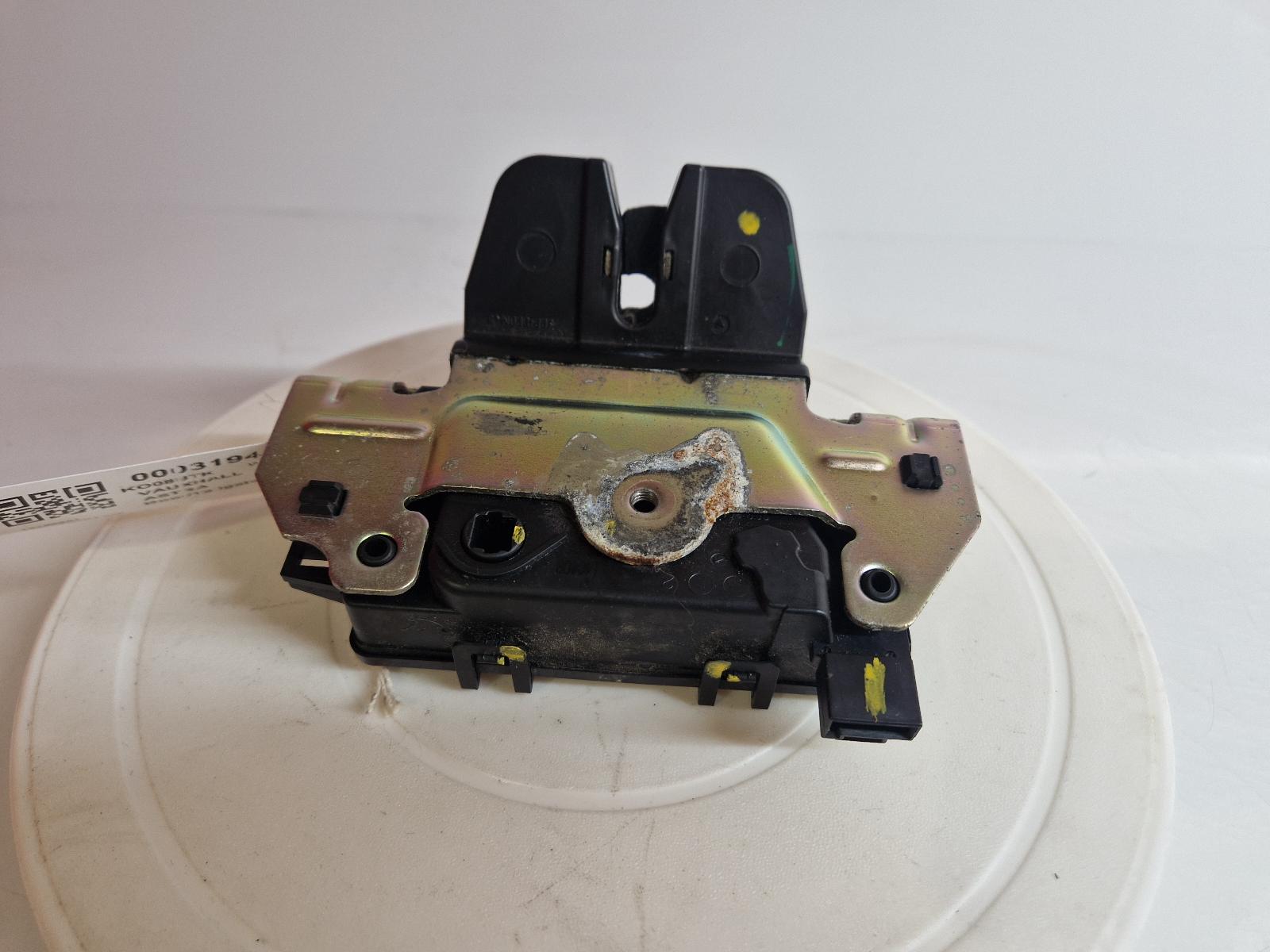 View Auto part Bootlid/Tailgate Lock Vauxhall Astra 2008