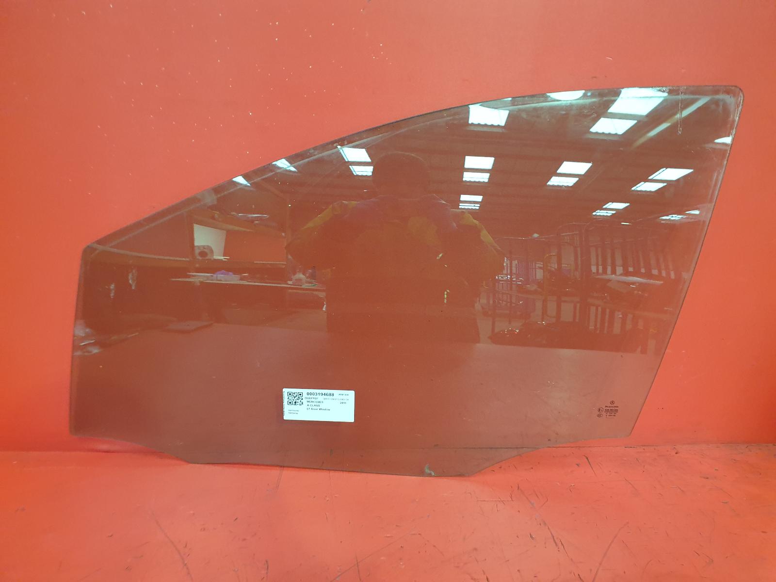 View Auto part LF Door Window Mercedes A Class 2011