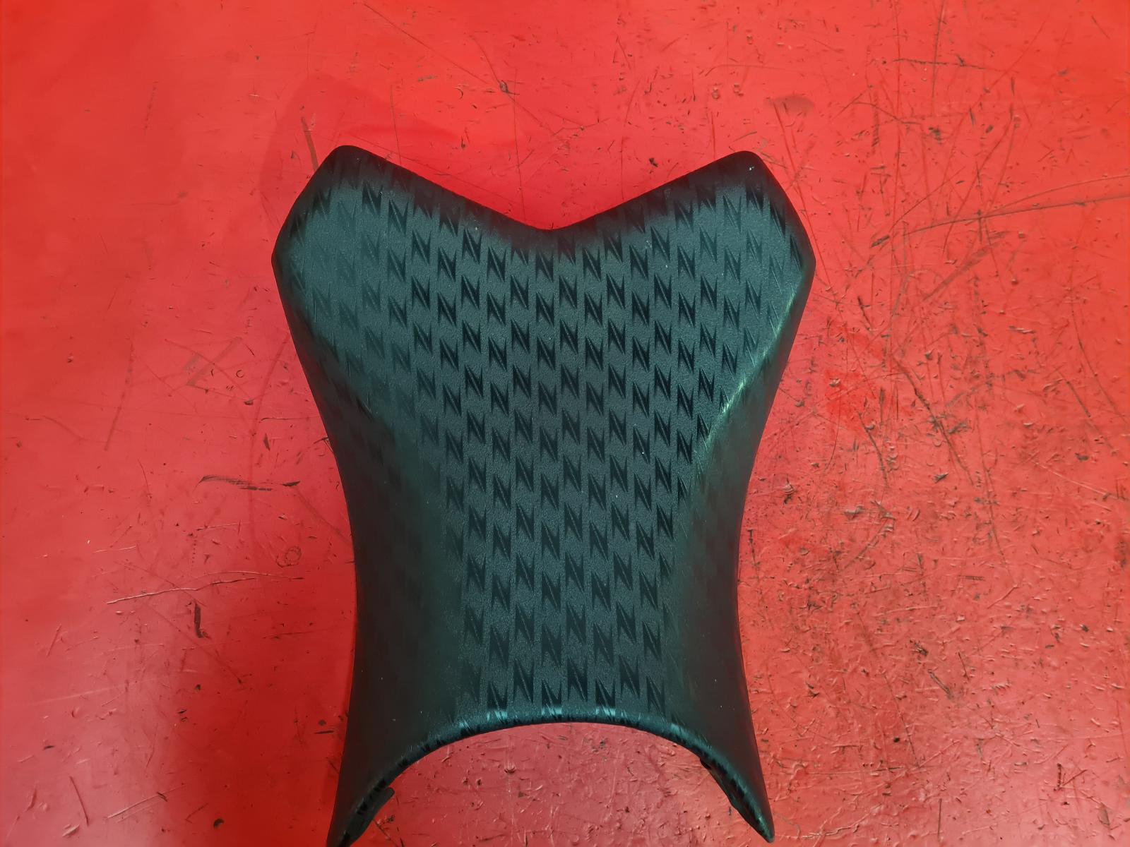 View Auto part Front Seat Kawasaki Zr 800 2015
