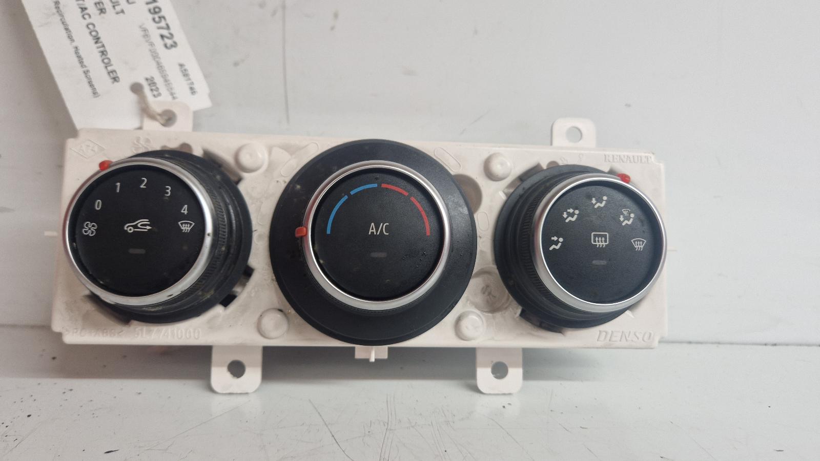 View Auto part Heater/AC Controller Renault Master 2023