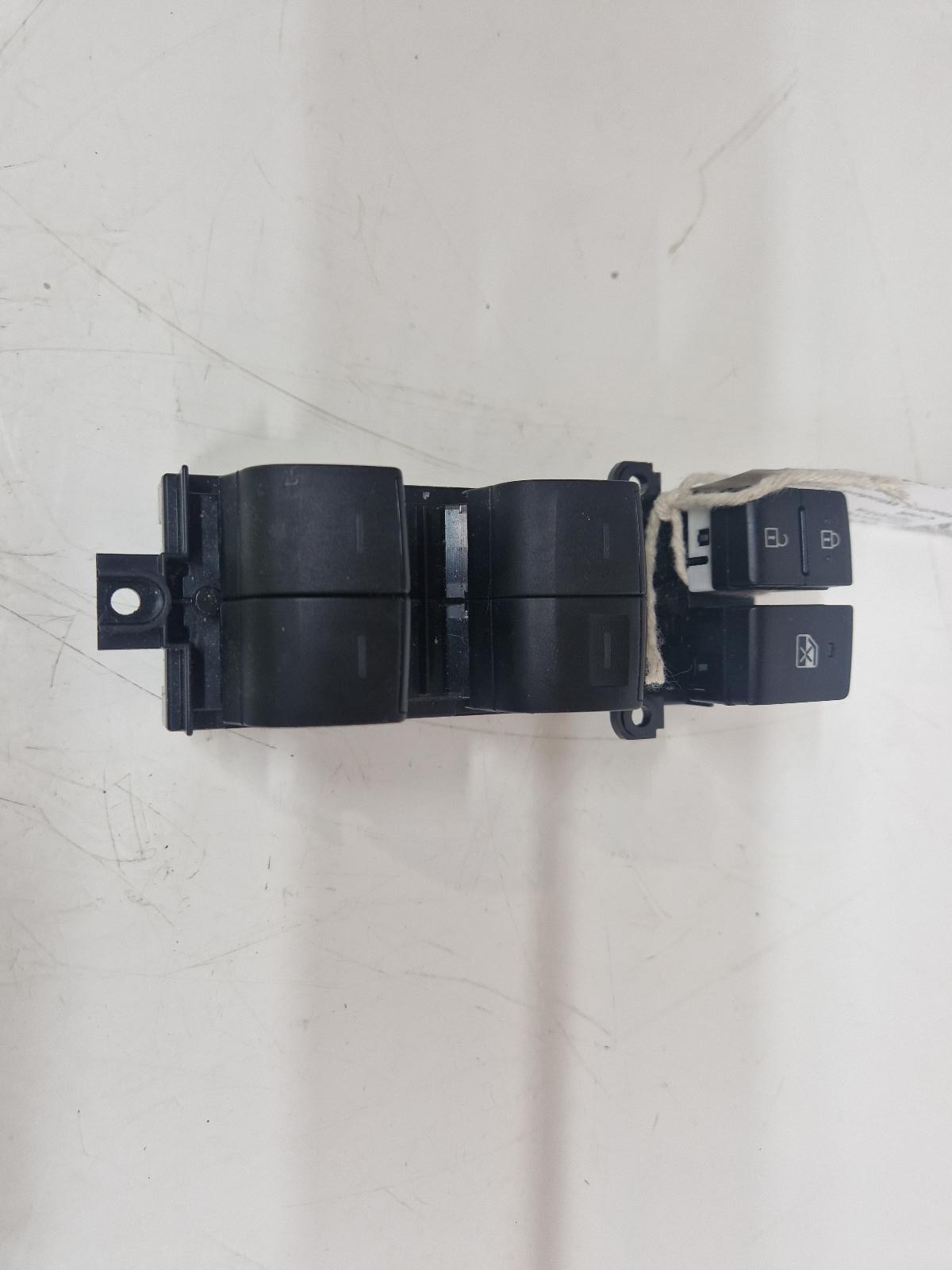 View Auto part Elect. Window Switch Toyota C-hr 2021