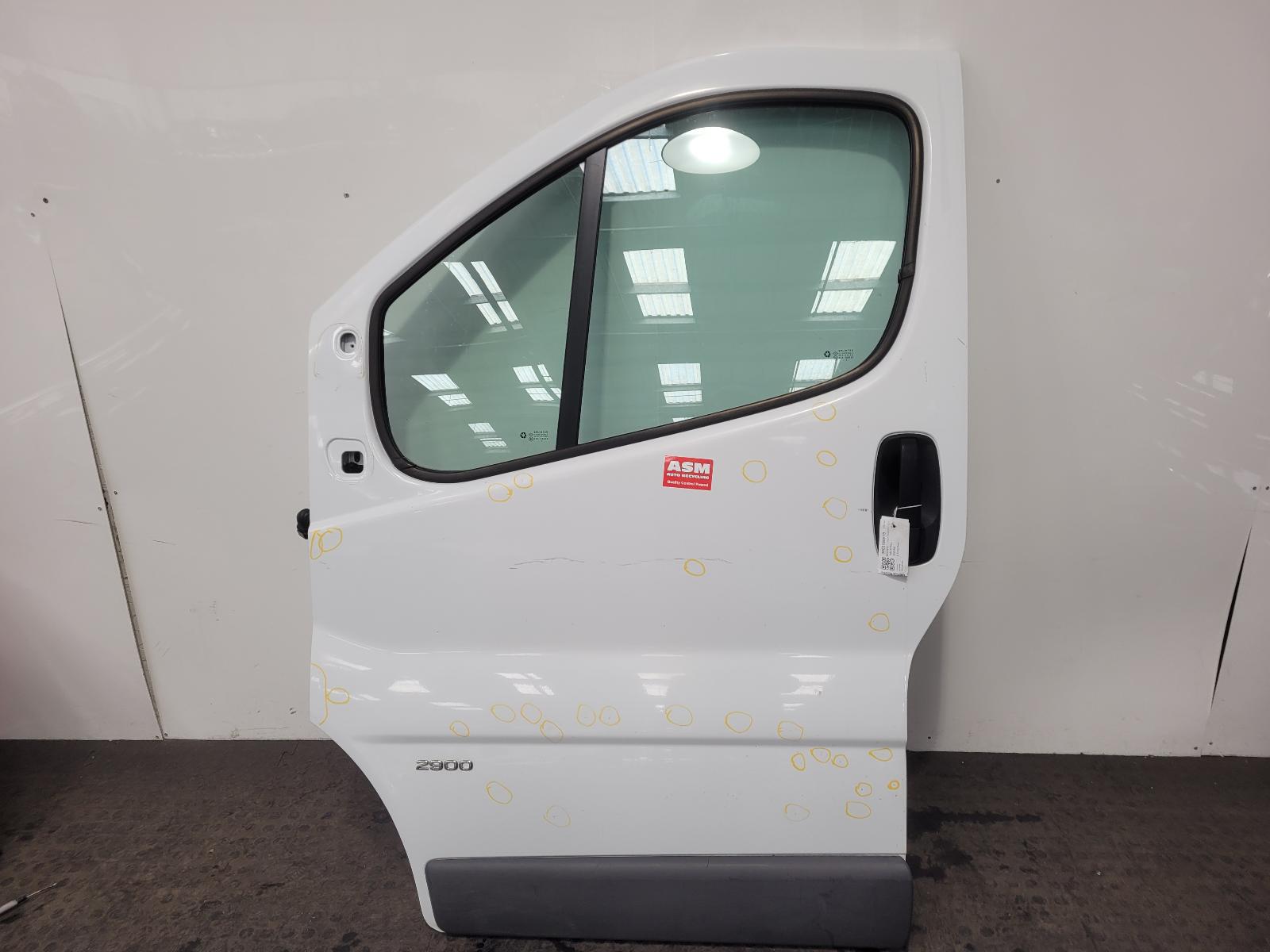 View Auto part L Front Door Vauxhall Vivaro 2012