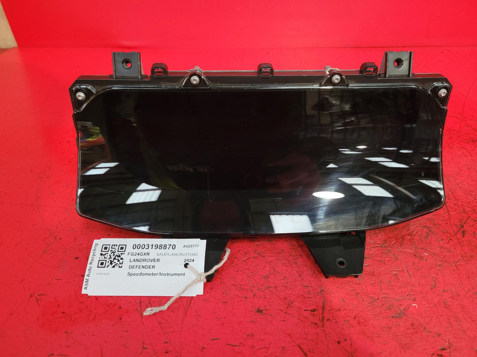 View Auto part Speedometer Land Rover Defender 2024
