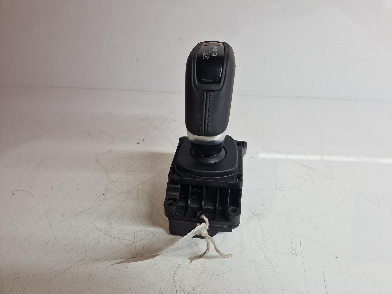 View Auto part Gear Stick/Shifter Land Rover Defender 2024