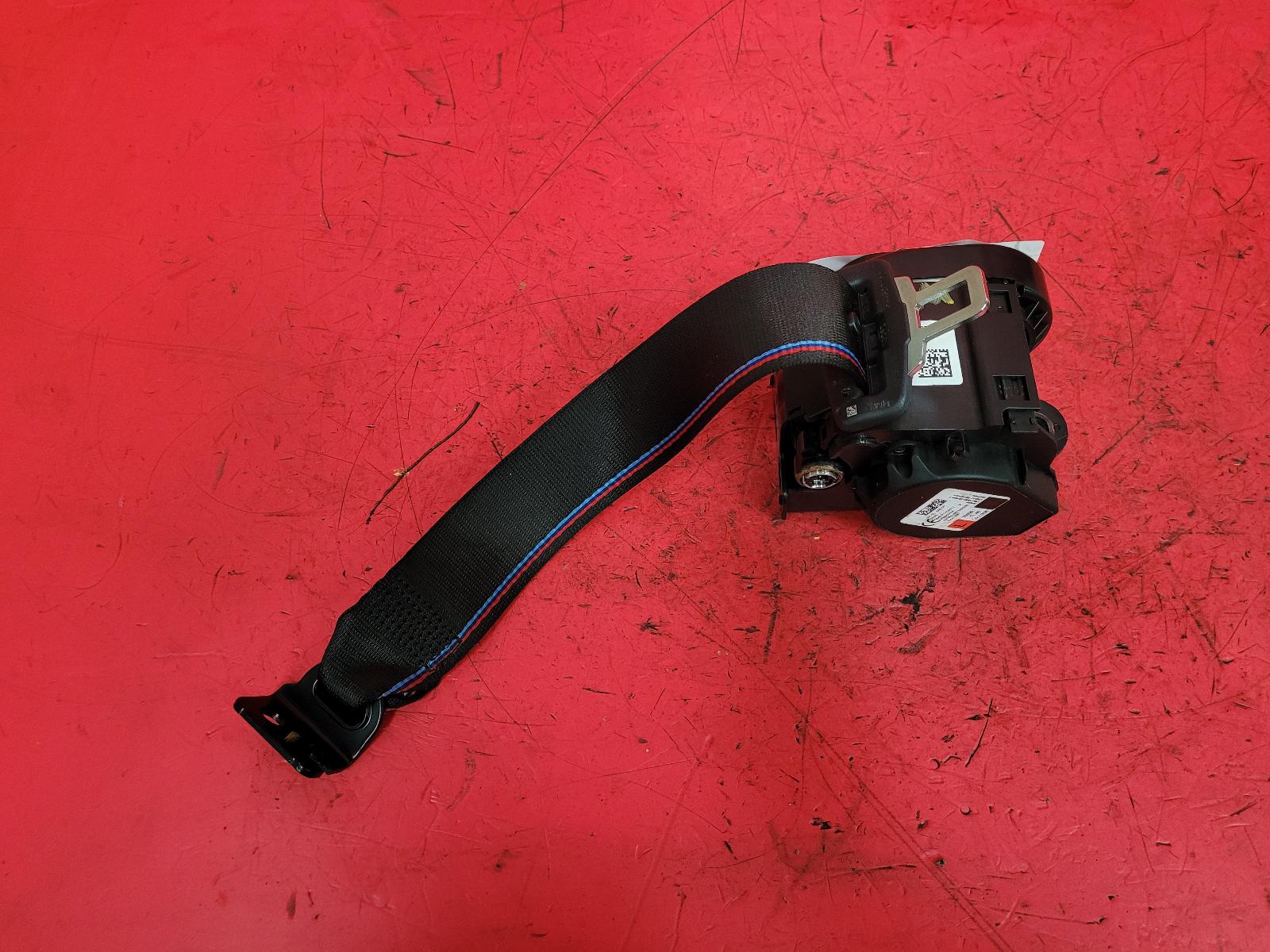 View Auto part Seat Belt Bmw 1 Series 2022