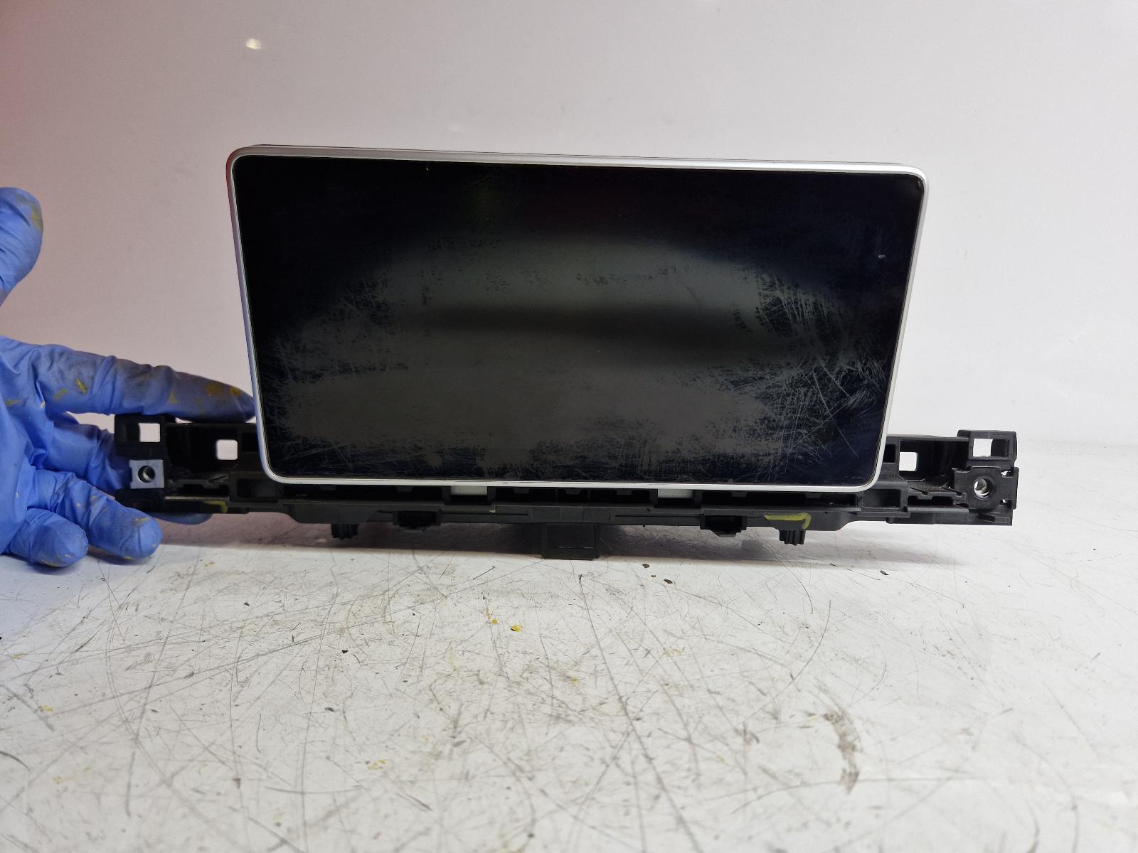 View Auto part Radio Display Audi A5 2019