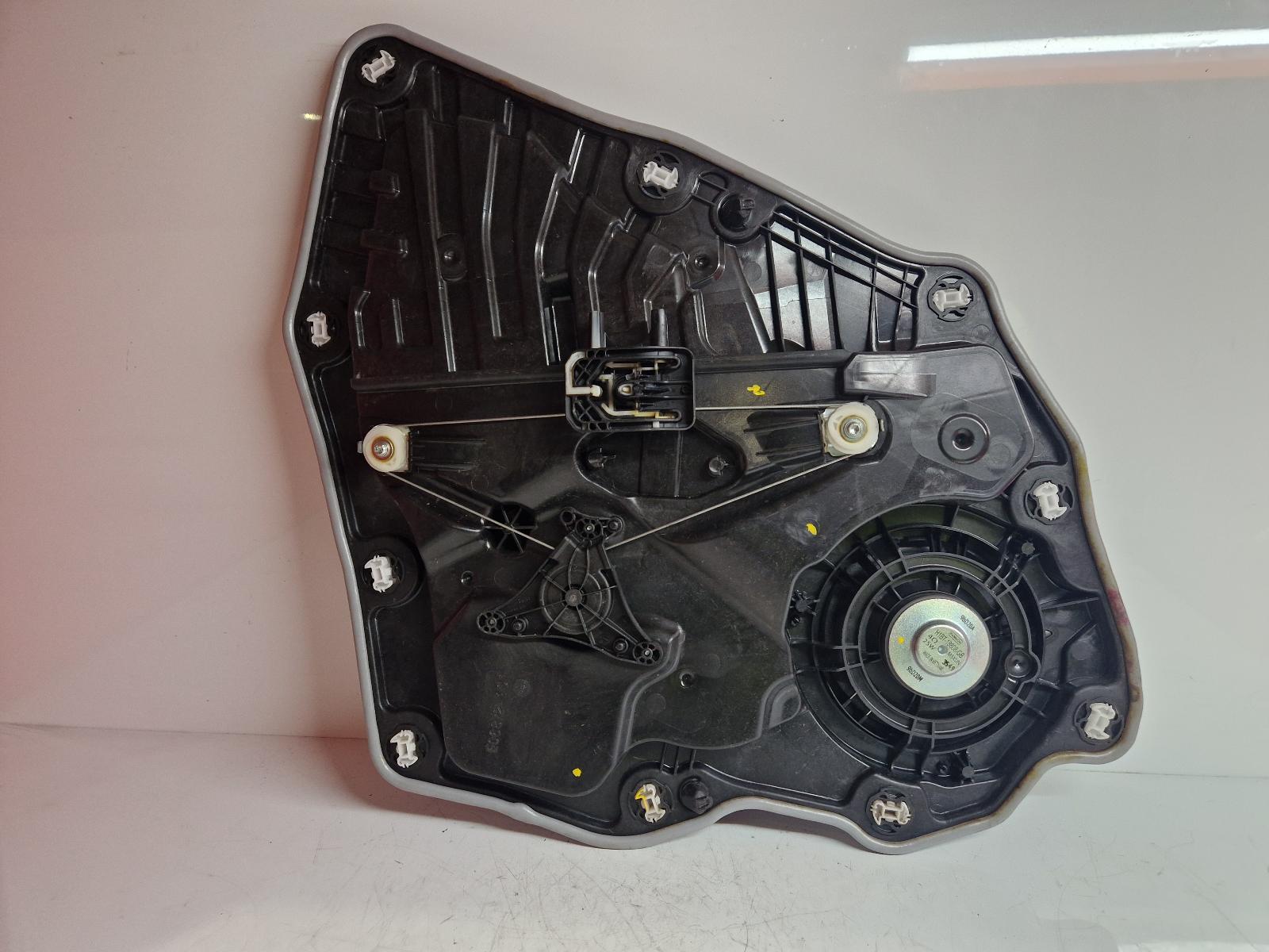 View Auto part LR Window Regulator Ford Puma 2020