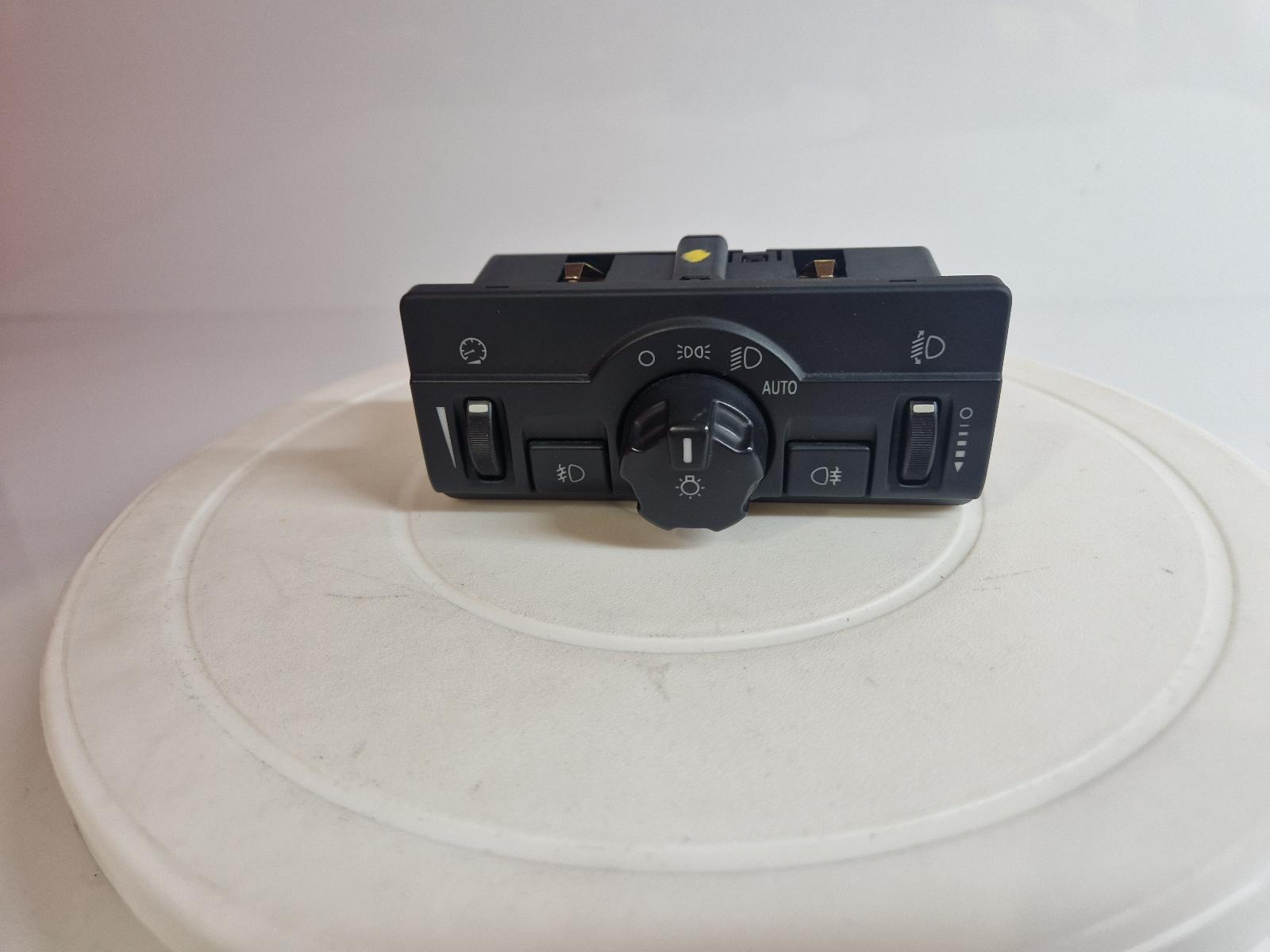 View Auto part Headlight Switch Land Rover Freelander 2007