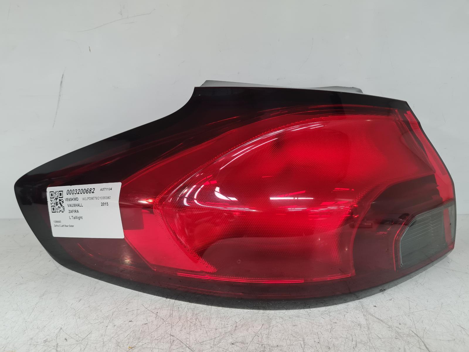View Auto part L Taillight Vauxhall Zafira 2015