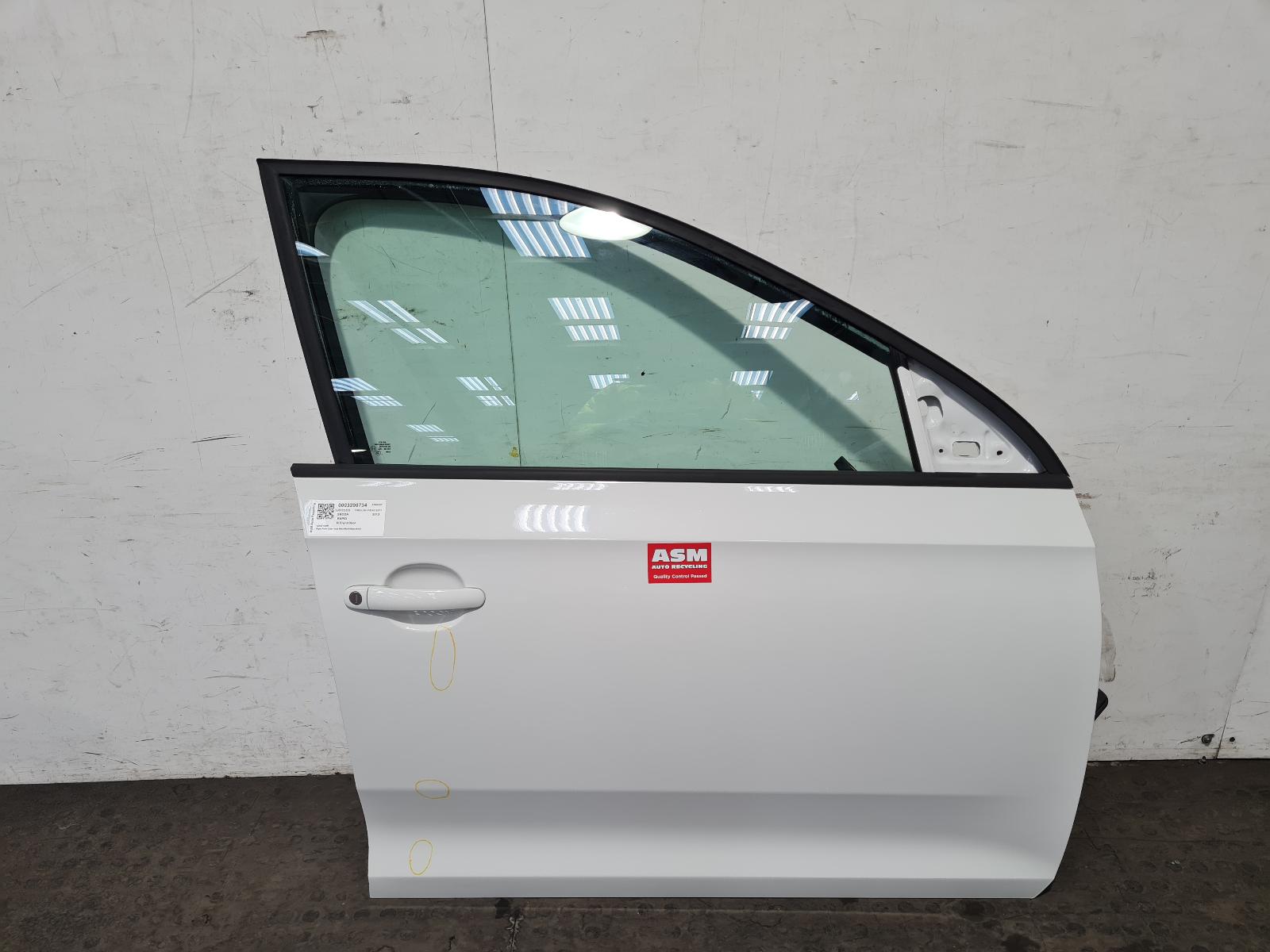 View Auto part R Front Door Skoda Rapid 2013