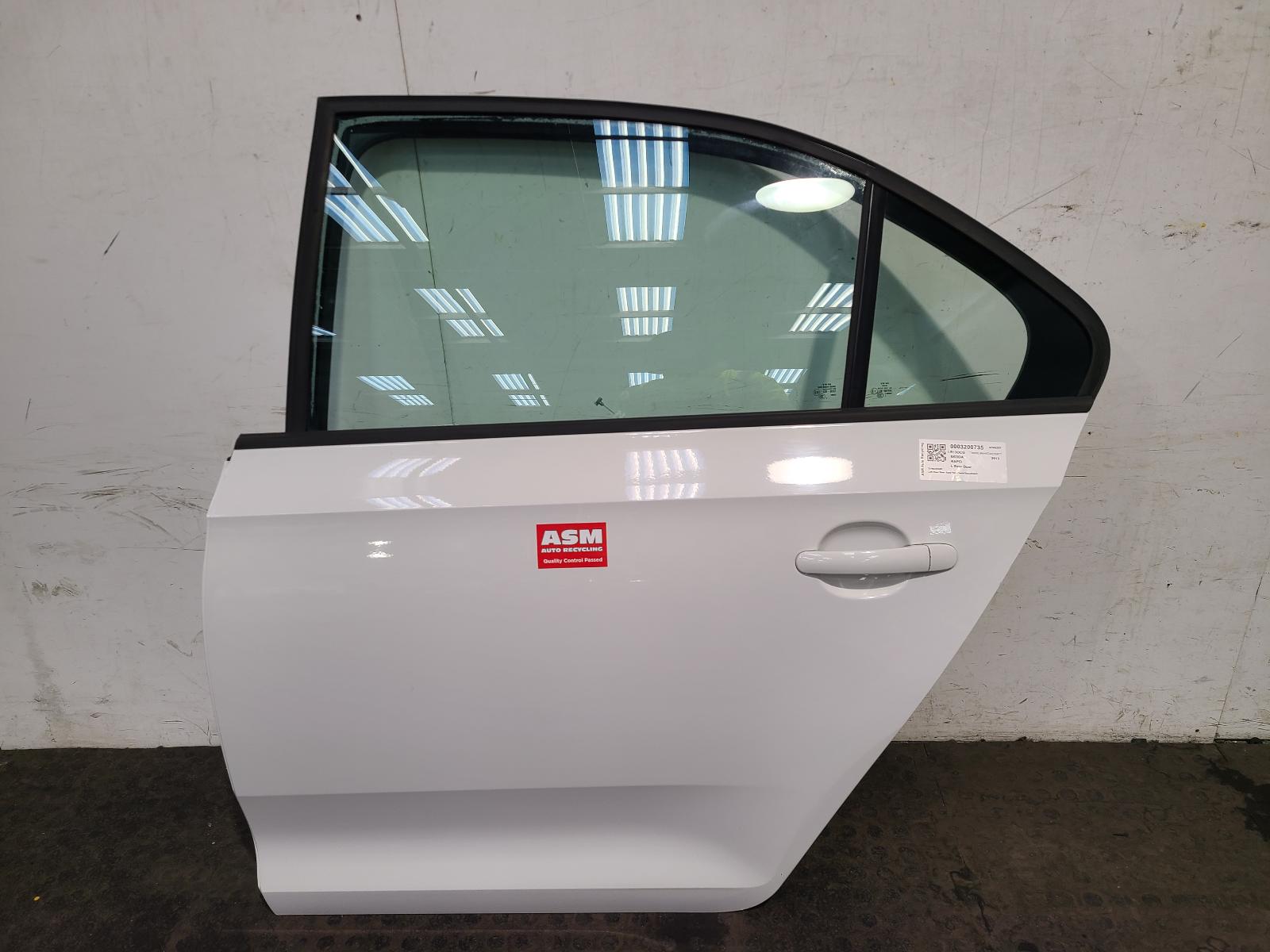 View Auto part L Rear Door Skoda Rapid 2013