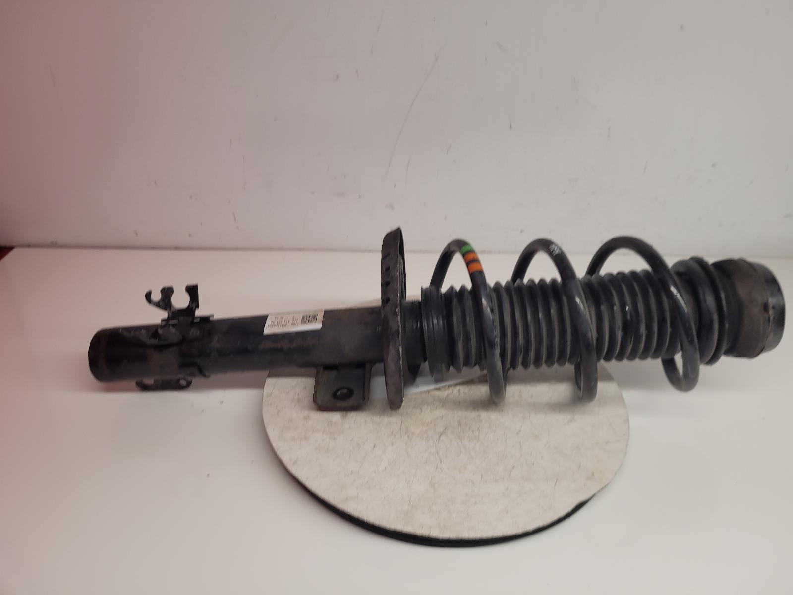 View Auto part RF Strut Audi A1 2015