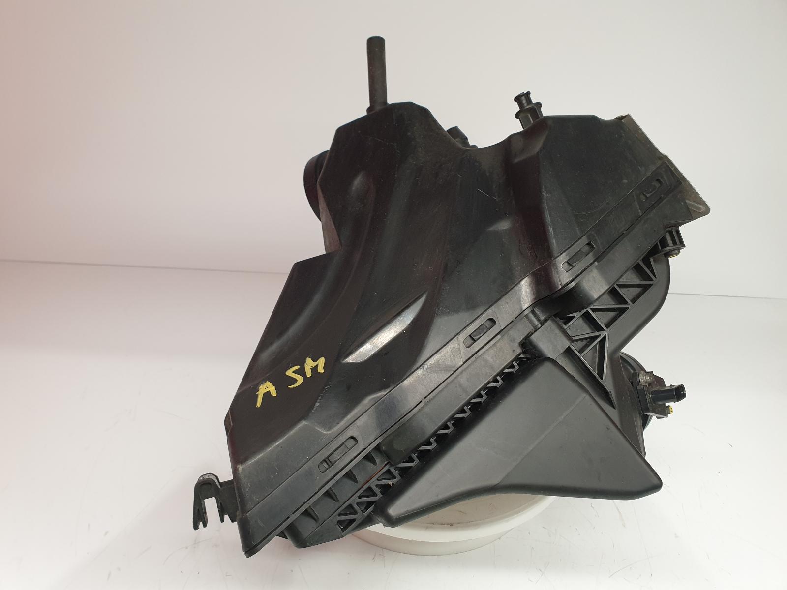 View Auto part Air Cleaner/Box Audi A5 2009